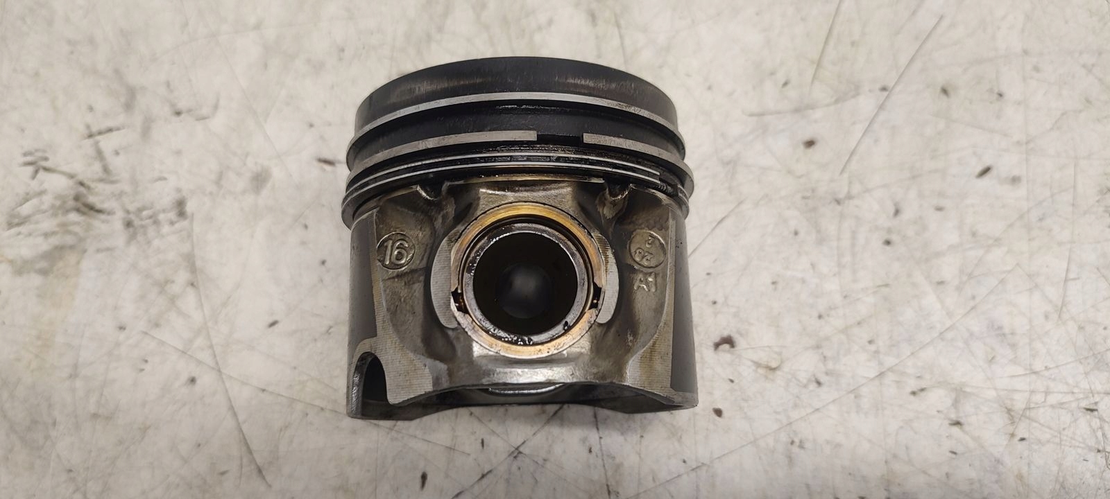 piston VW Passat B5 1,9 TDI AVB
