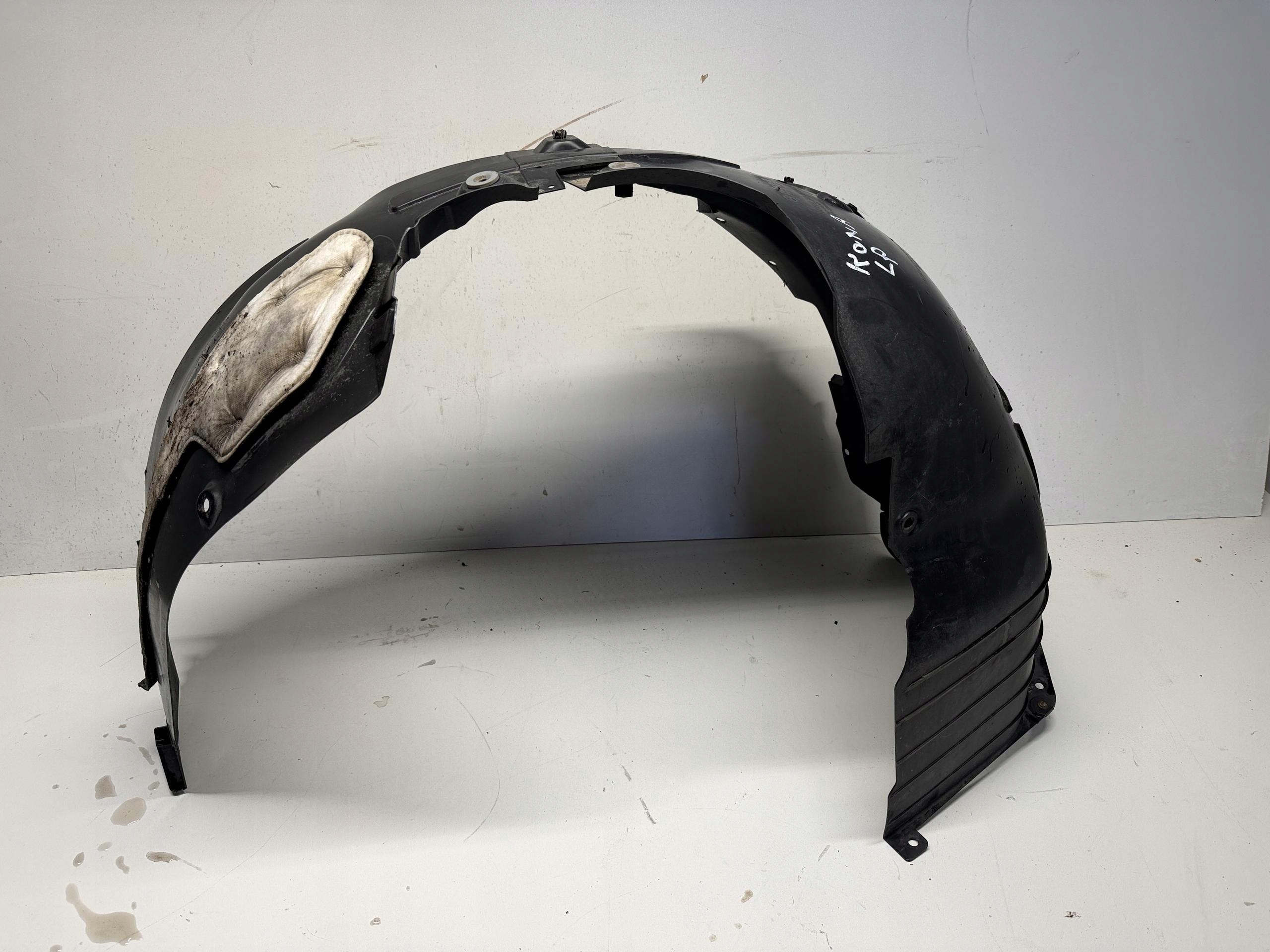 mudguard left front HYUNDAI KONA EV 86811-K4001 2018