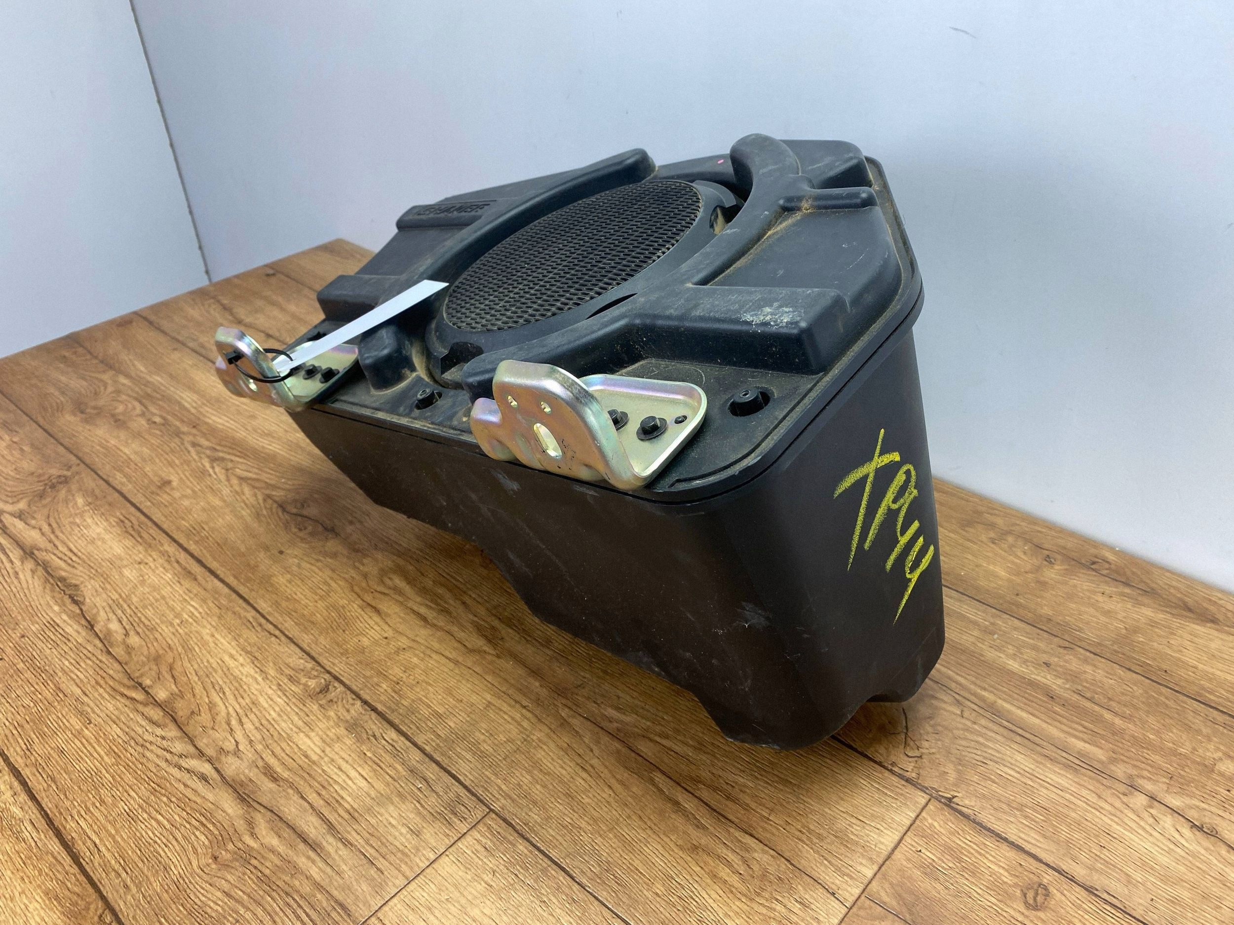 Subwoofer Ford Mustang VI 2015+