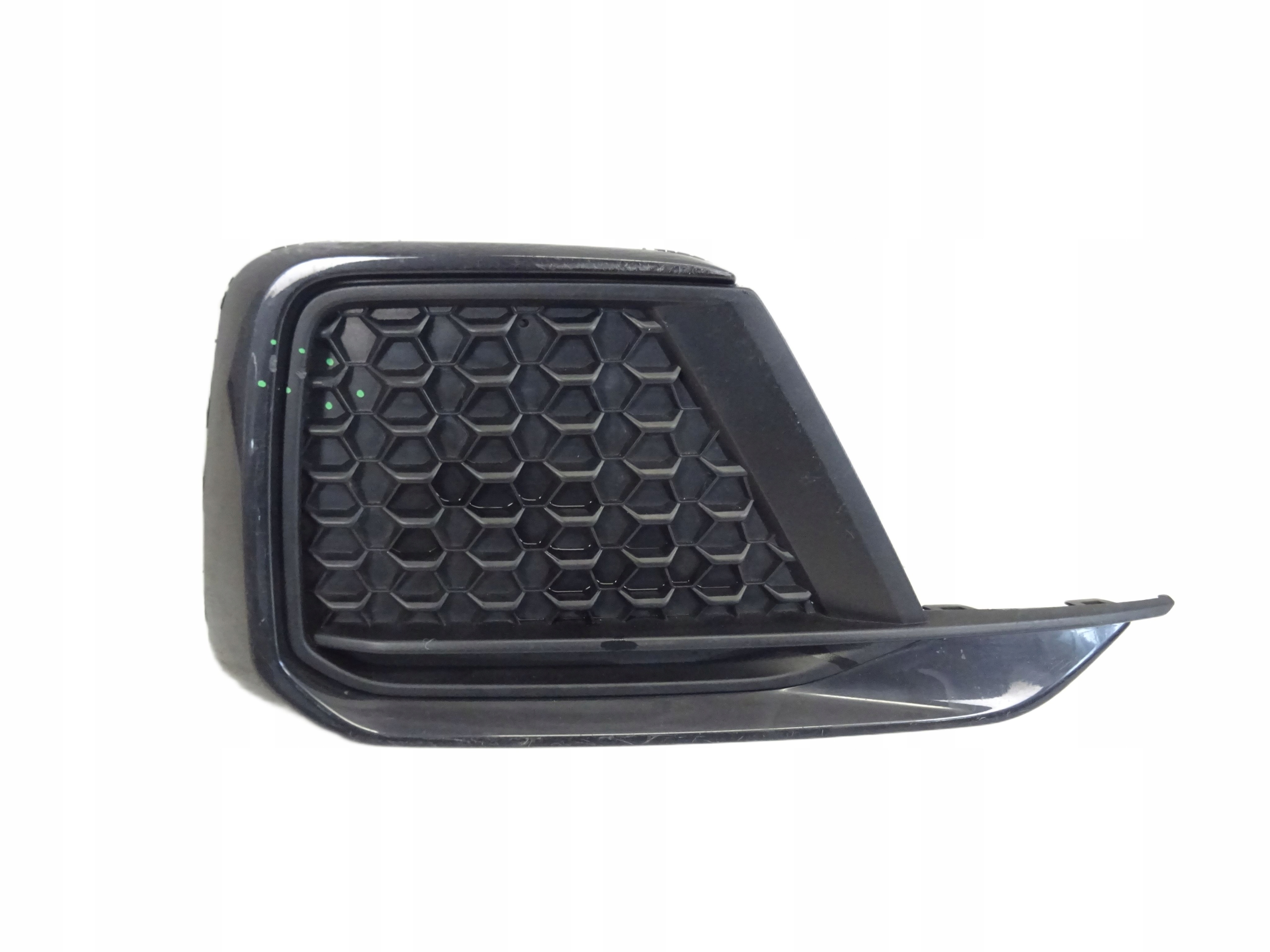 AUDI A1 82A S-LINE right grid of a bumper front front