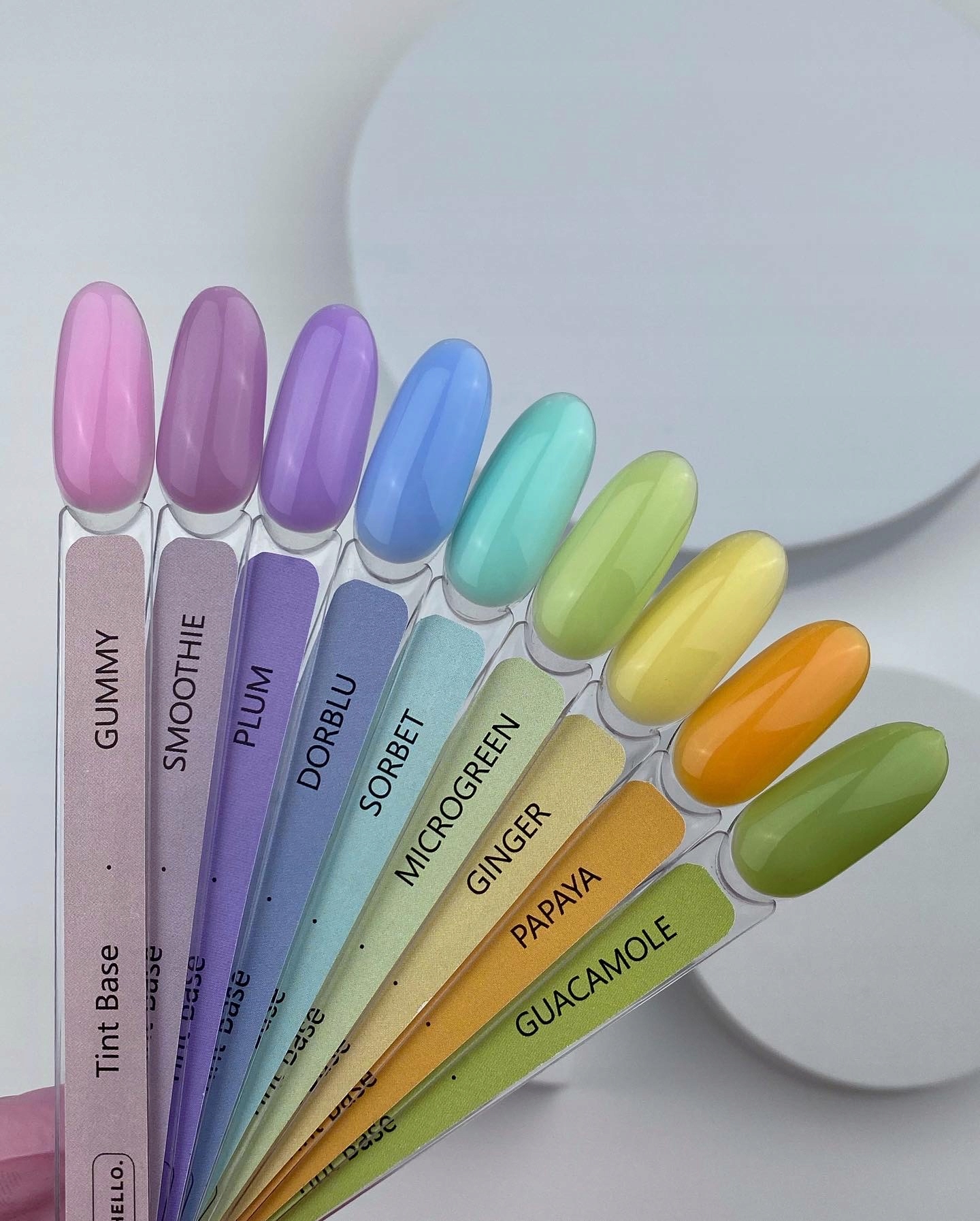 HELLO Tint Base Ginger 15 ml baza kolorowa mani Marka inna marka