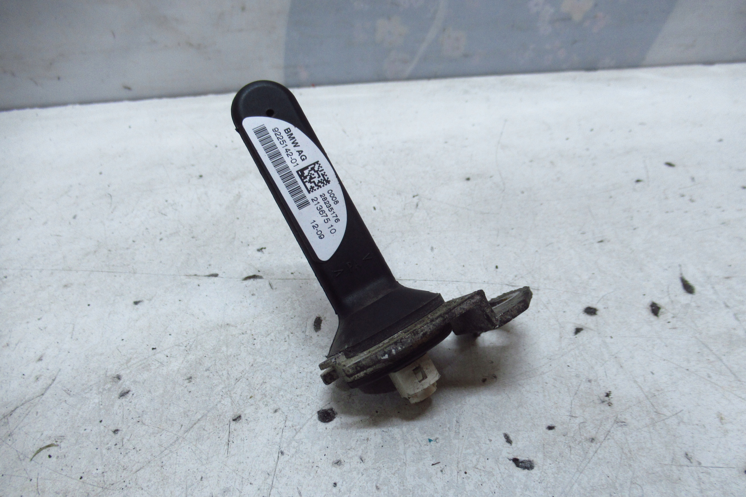 BMW E88 09R Antenne TELEFONU 9225142
