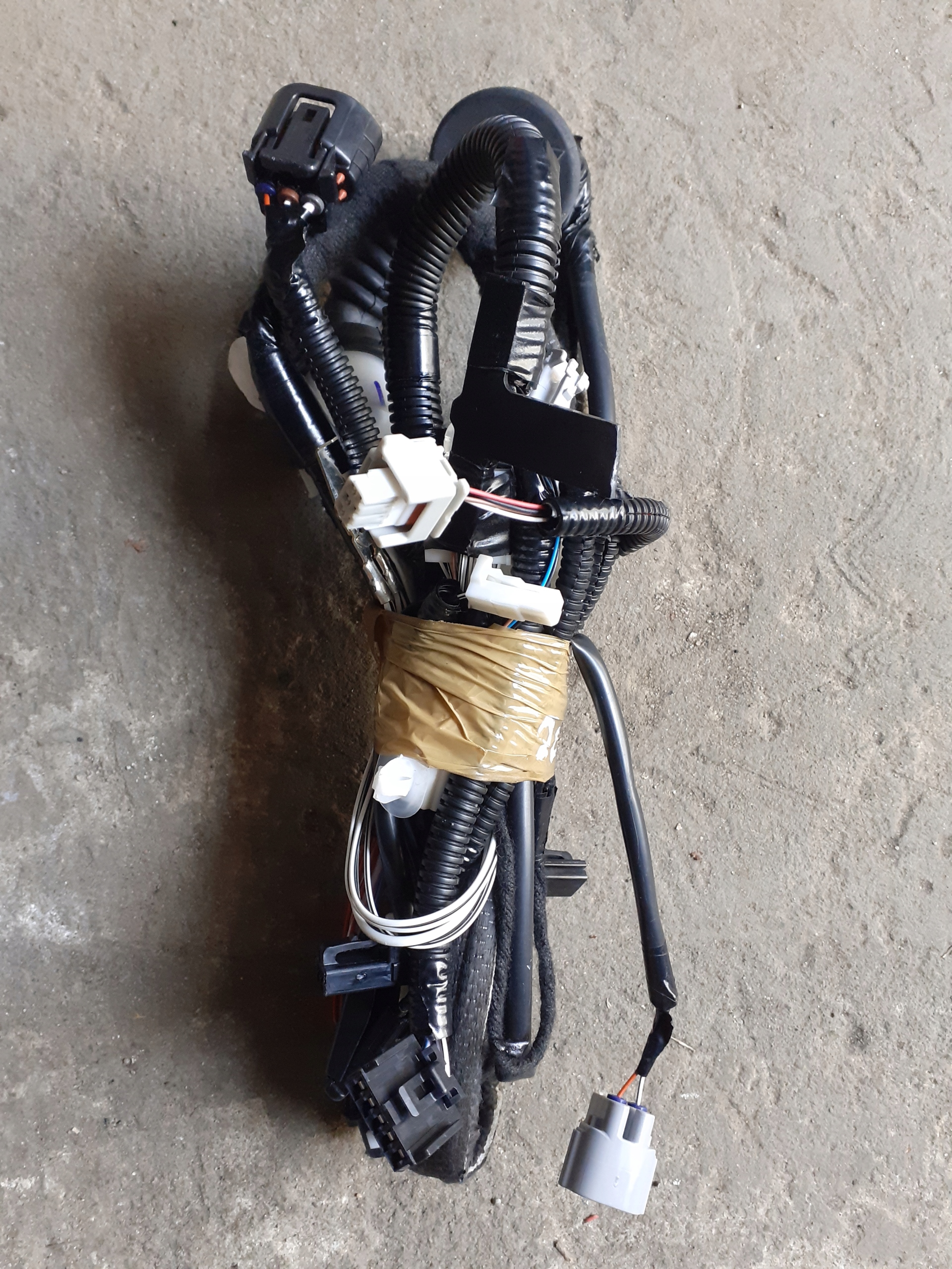 Toyota yaris III установка камеры 2017-2020 !!!!!