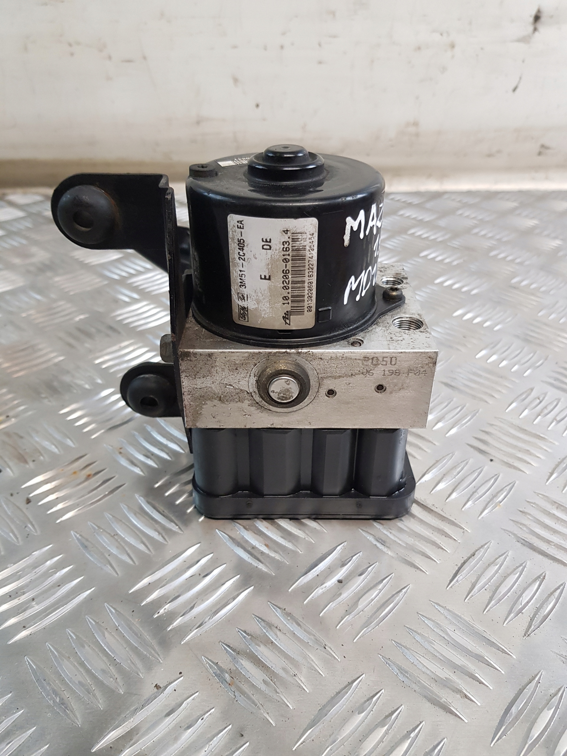 Mazda 3 e BK 1.6D OE 3M51-2C405-EA Pompa ABS