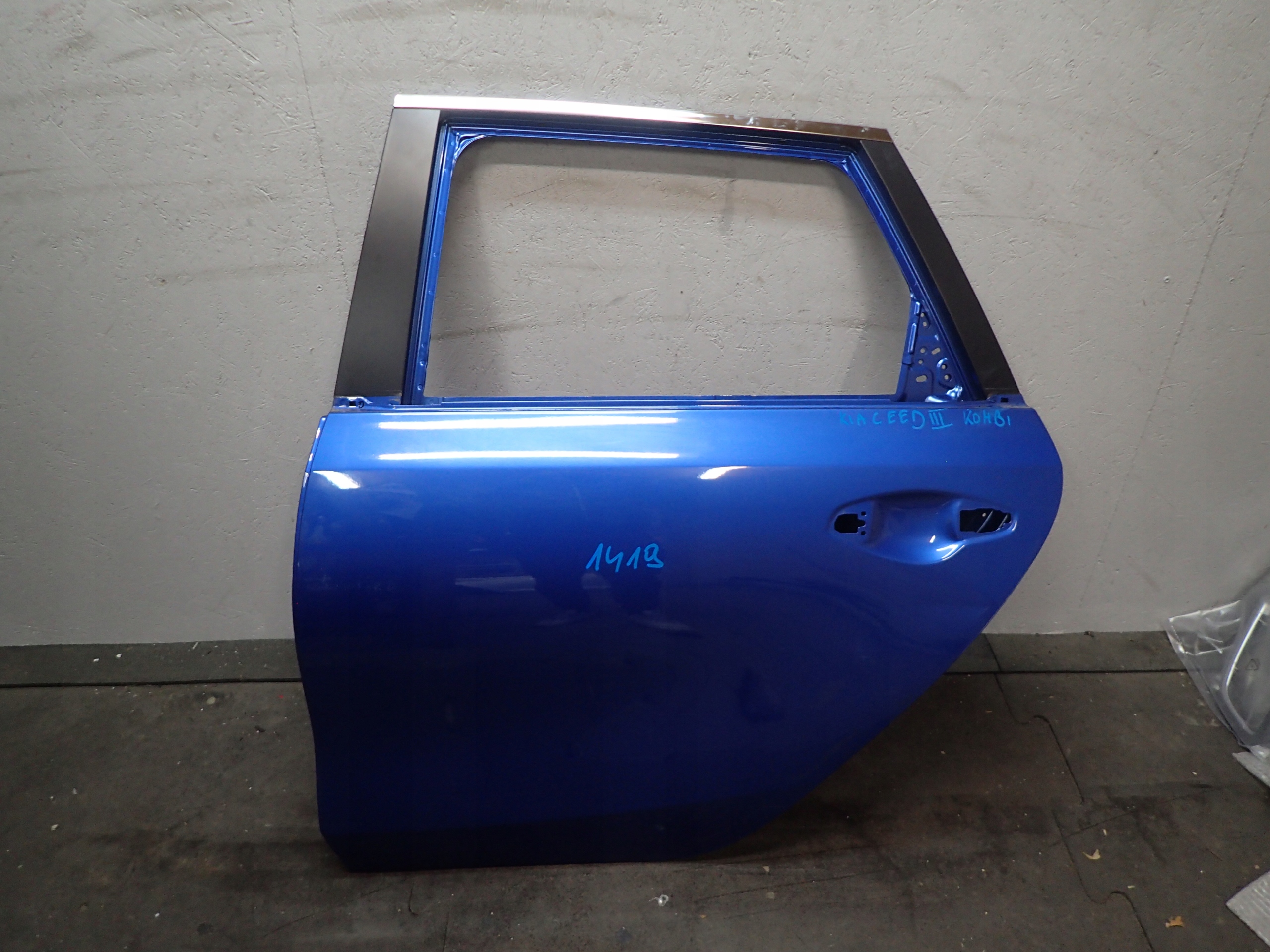 DRZWI TYŁ LEWE KIA CEED III 3 KOMBI