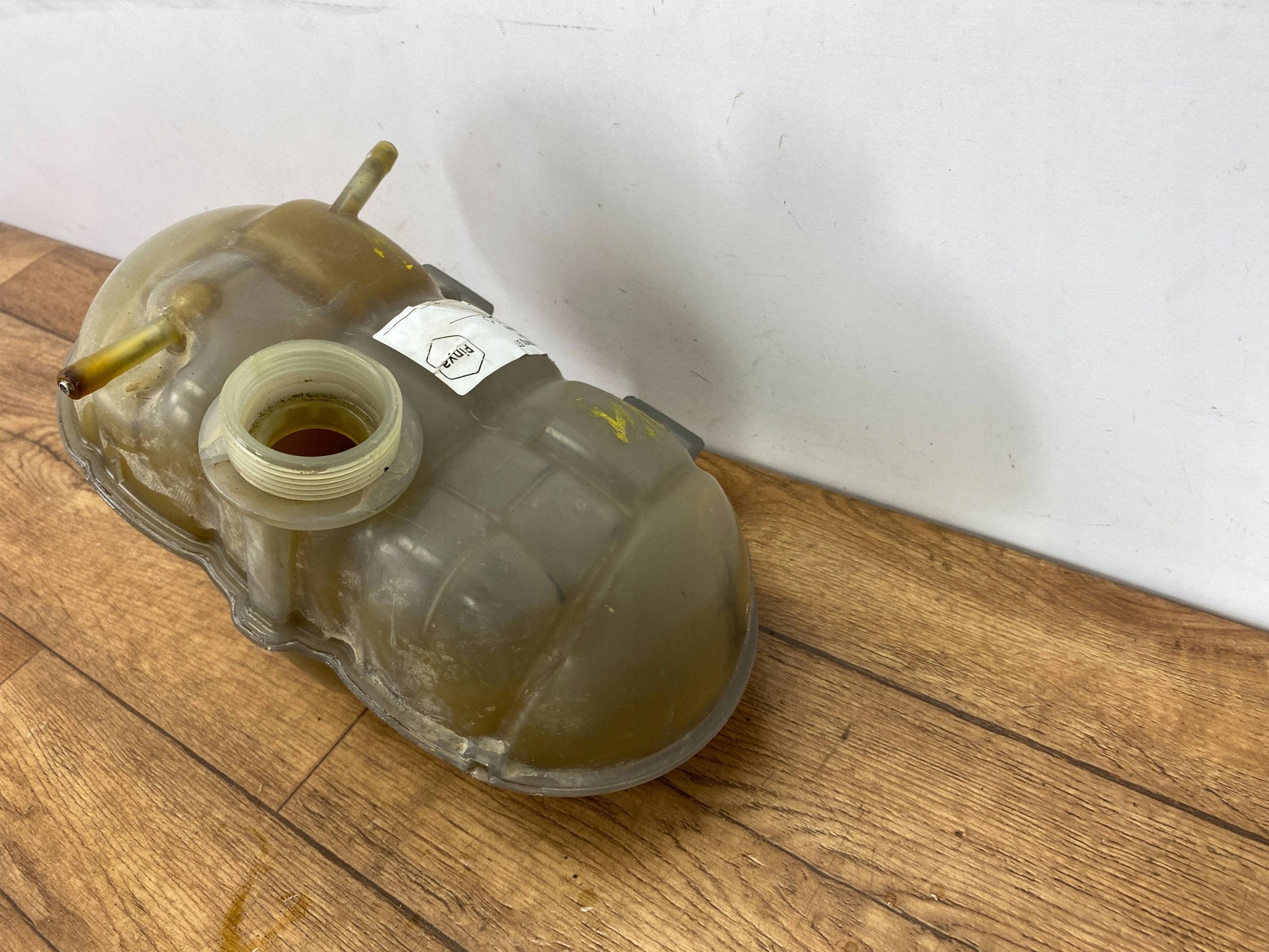 water tank Ford Mustang VI 2015+