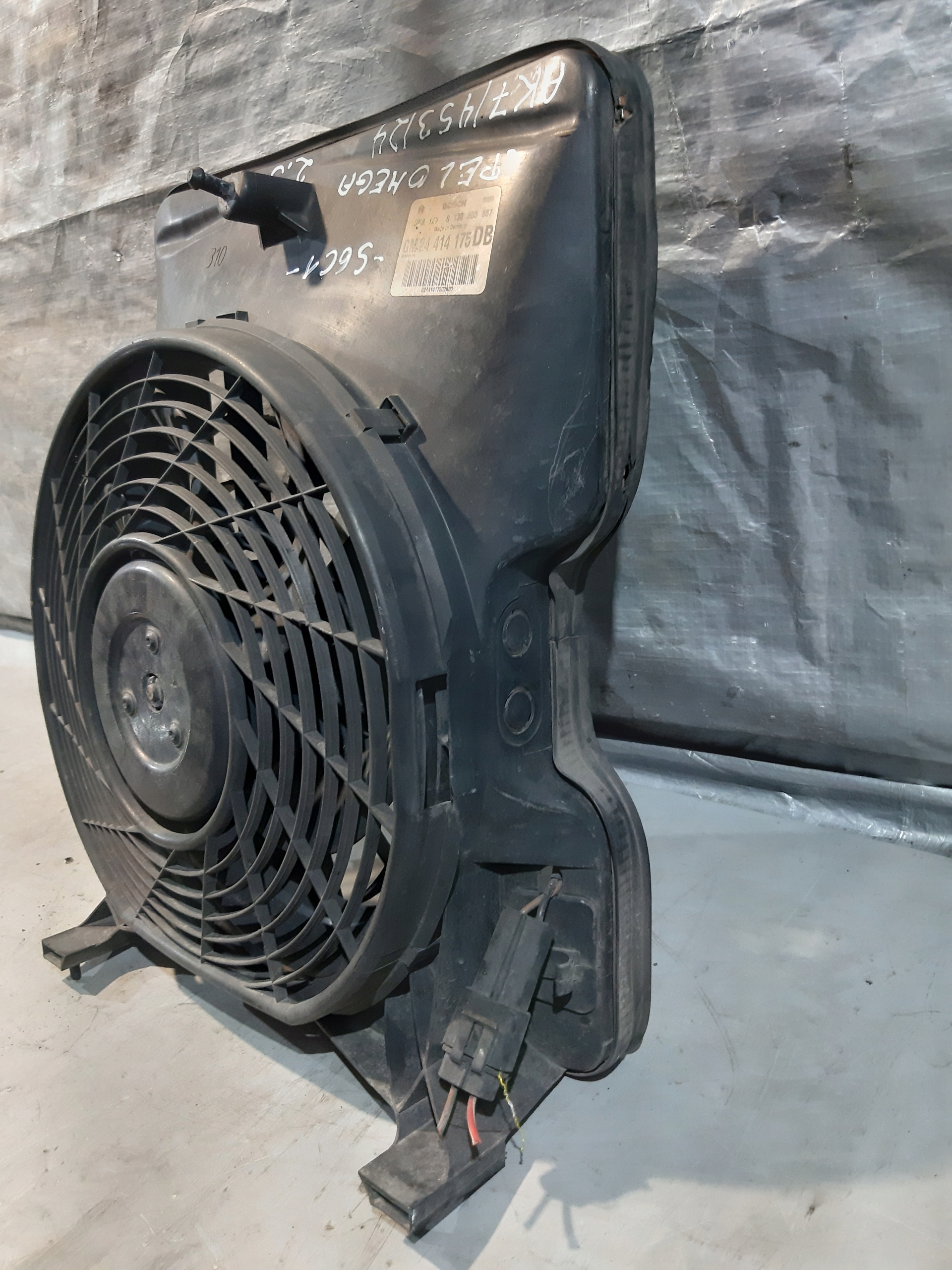 Opel omega b fl 2.5v6OE 24414175DB ventilátor chladiče