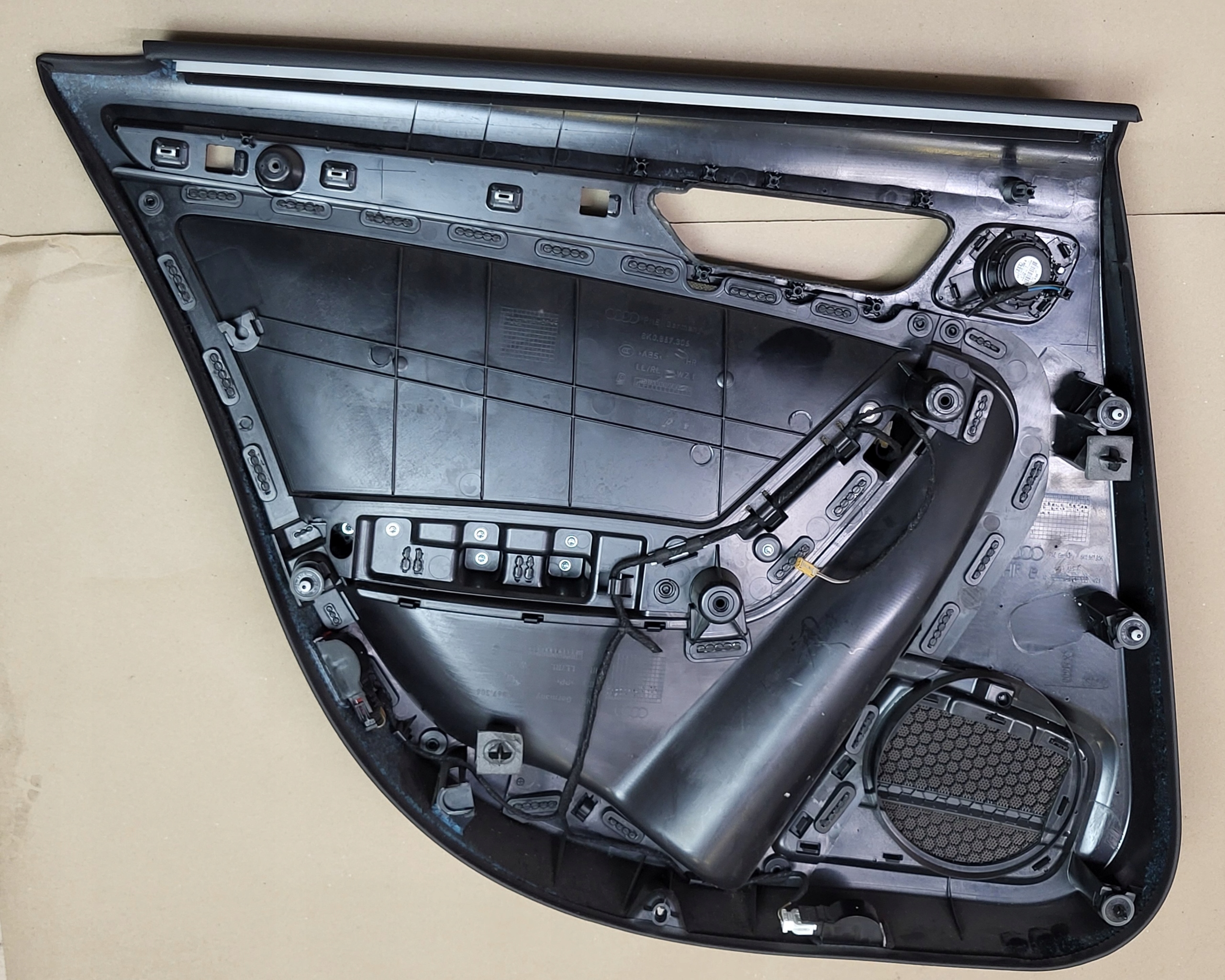 карта дверная обивка с дверь правая задняя подлокотник Audi A4 B8 8K oe европа