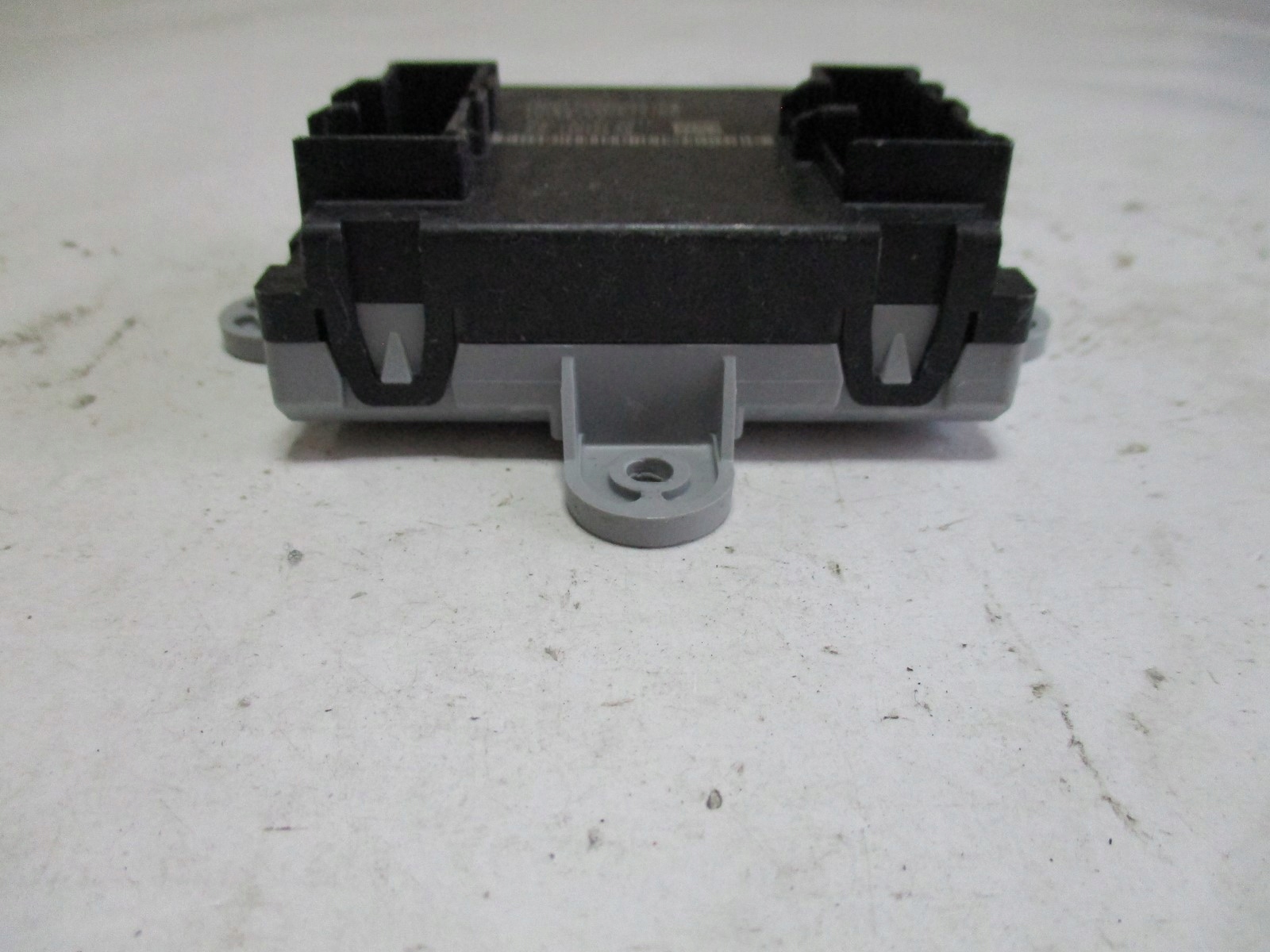 Модуль управління дверима Jaguar Rover HK83 - 14D617-AB