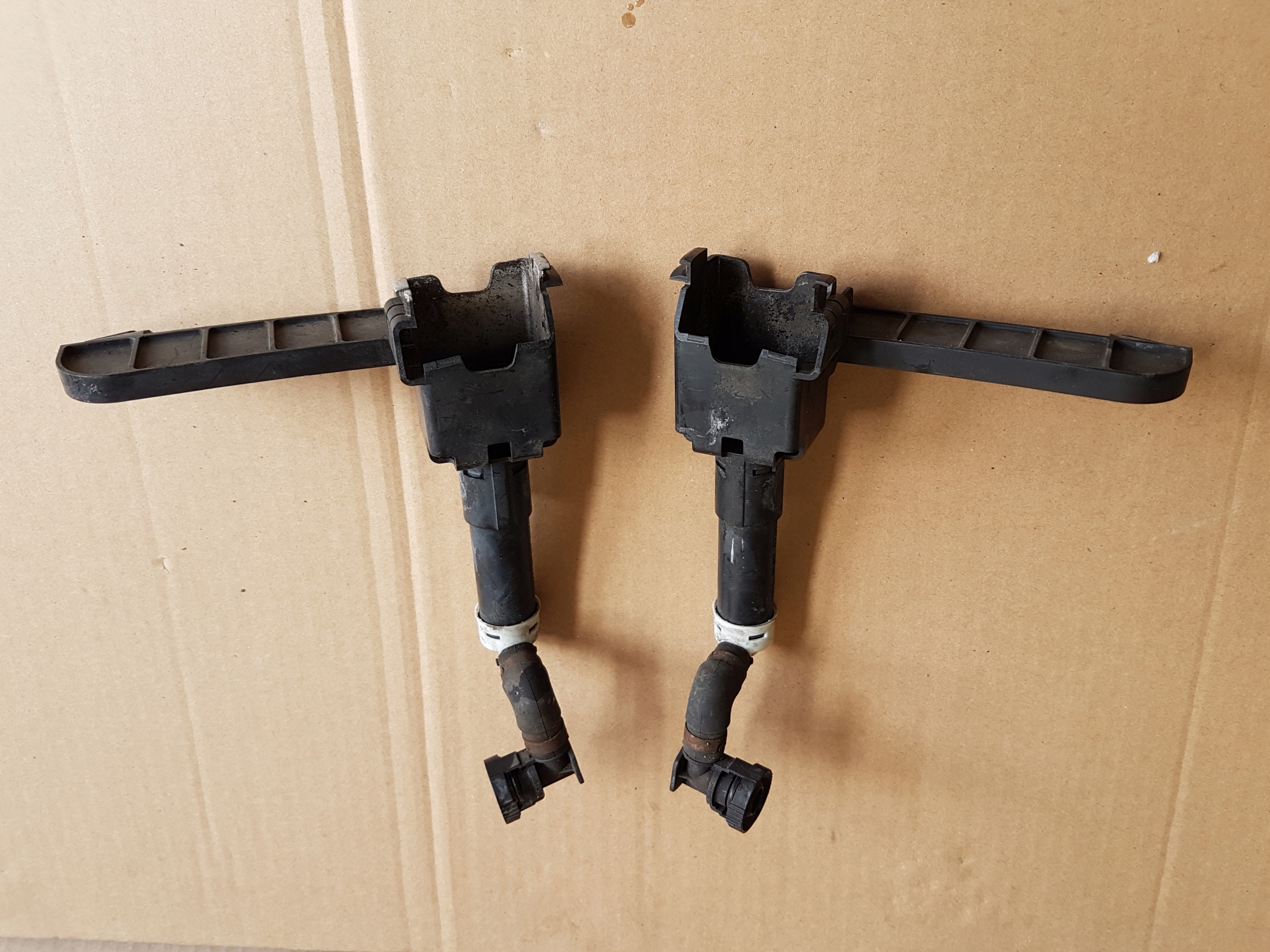 washer lights L+R LEXUS IS220 IS250 05-10