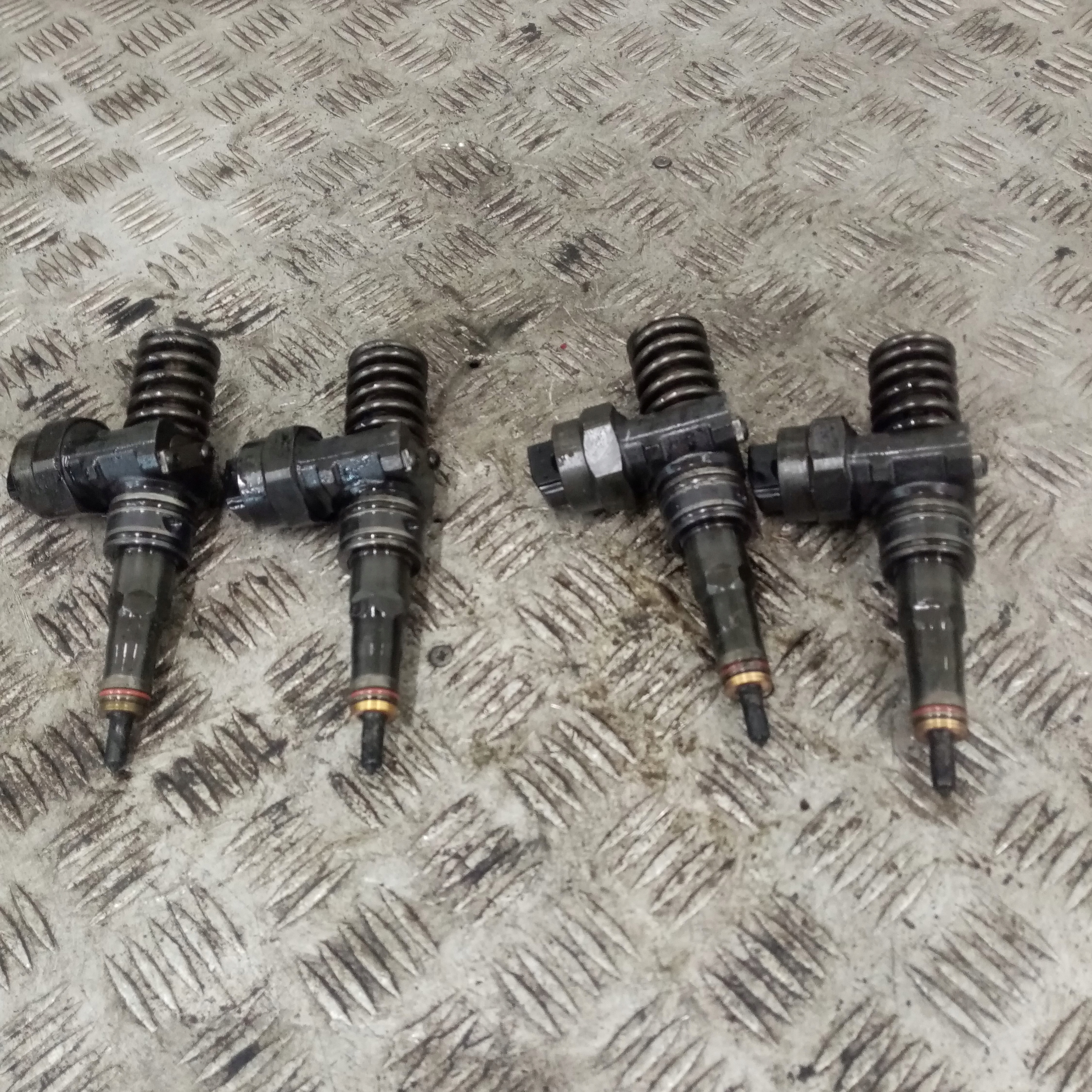 POMPOWTRYSKIWACZE KOMPLET FORD GALAXY MK1 038130073AC
