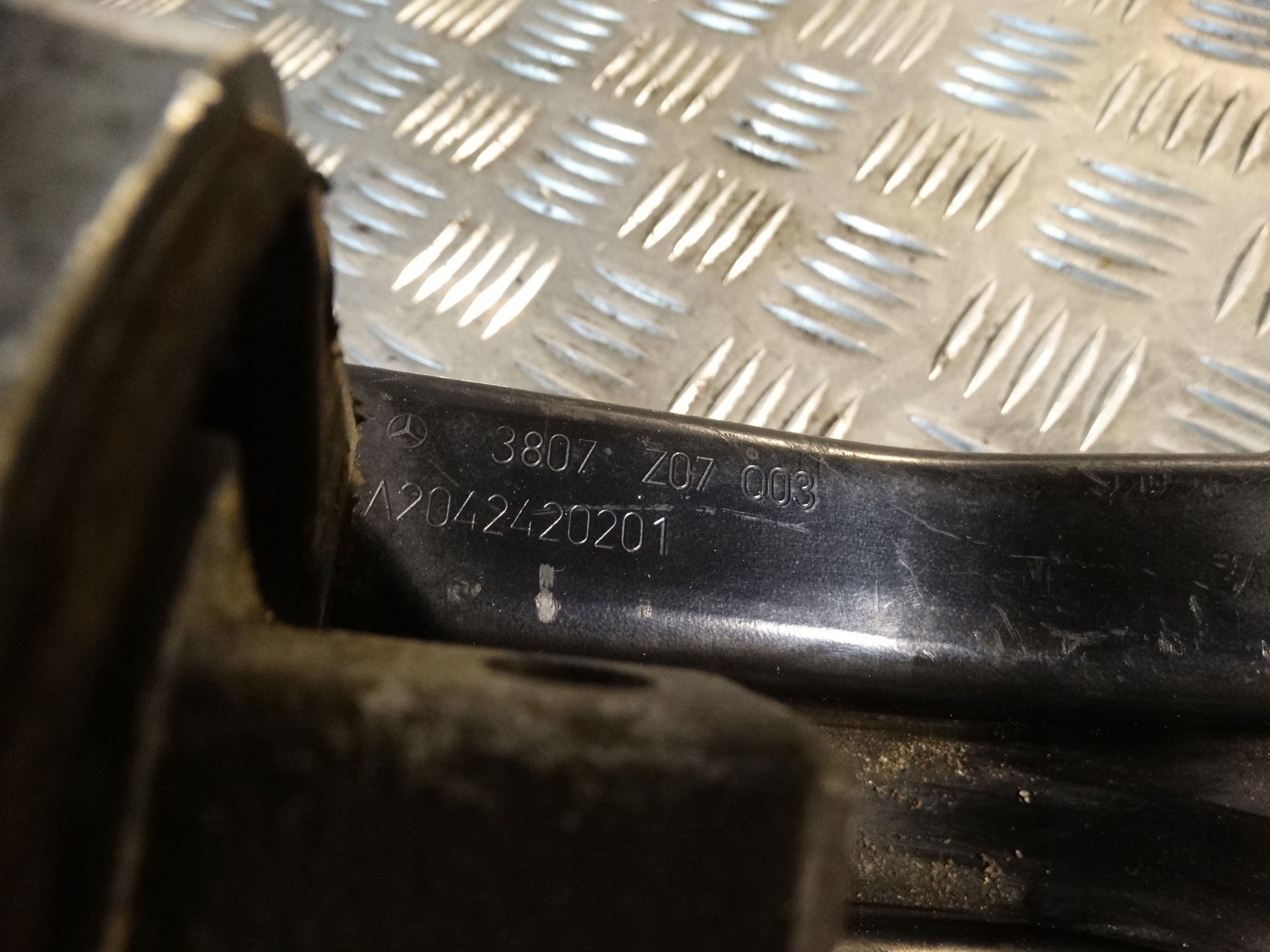 holder gearbox mount MERCEDES W204 1