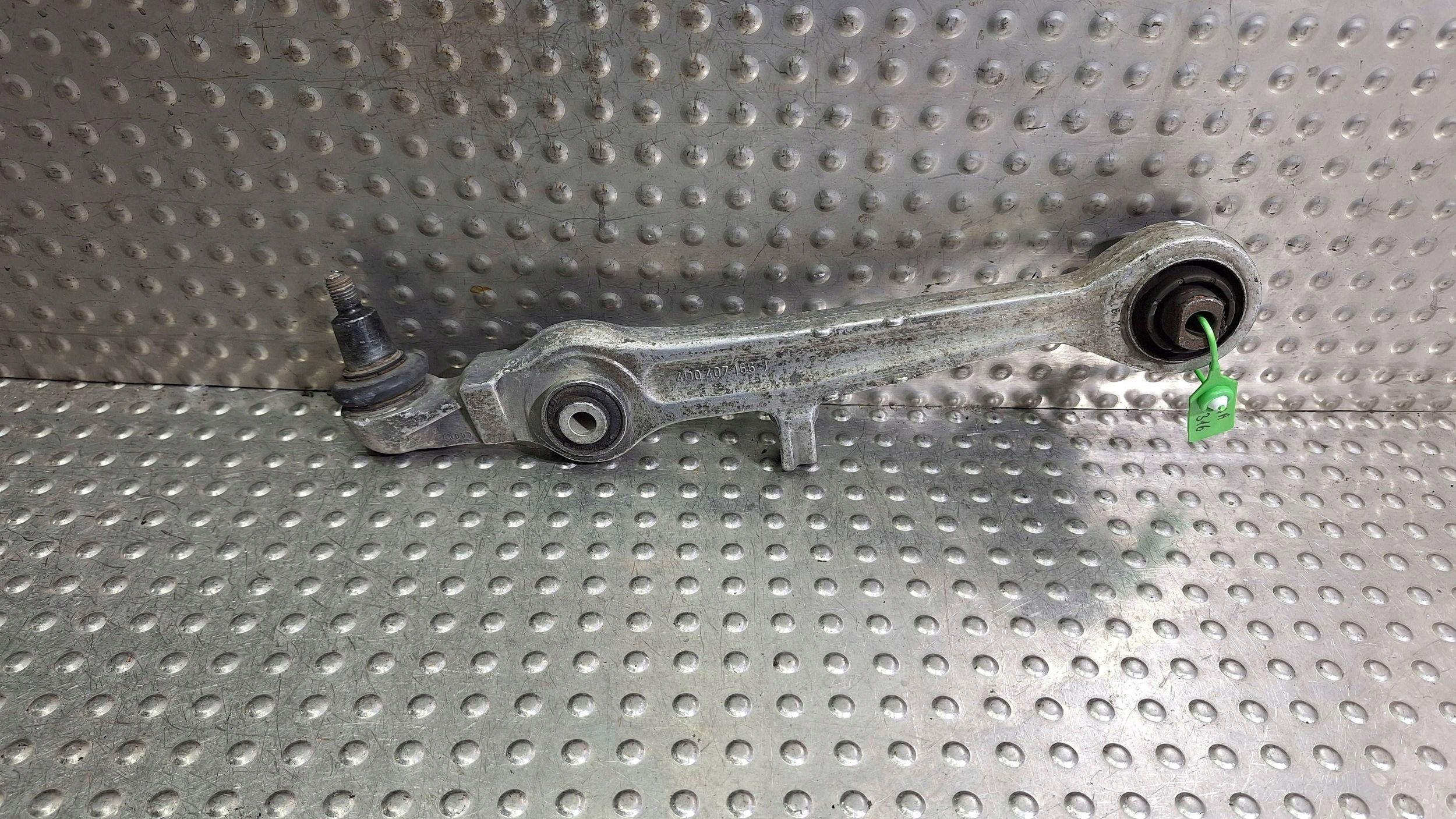 arm left front lower PROSTY AUDI A4 B5 A6 C5 A8 D2 PASSAT B5 SUPERB and