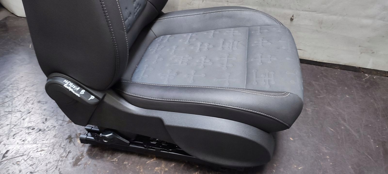 seat front front right of the passenger Opel Meriva B