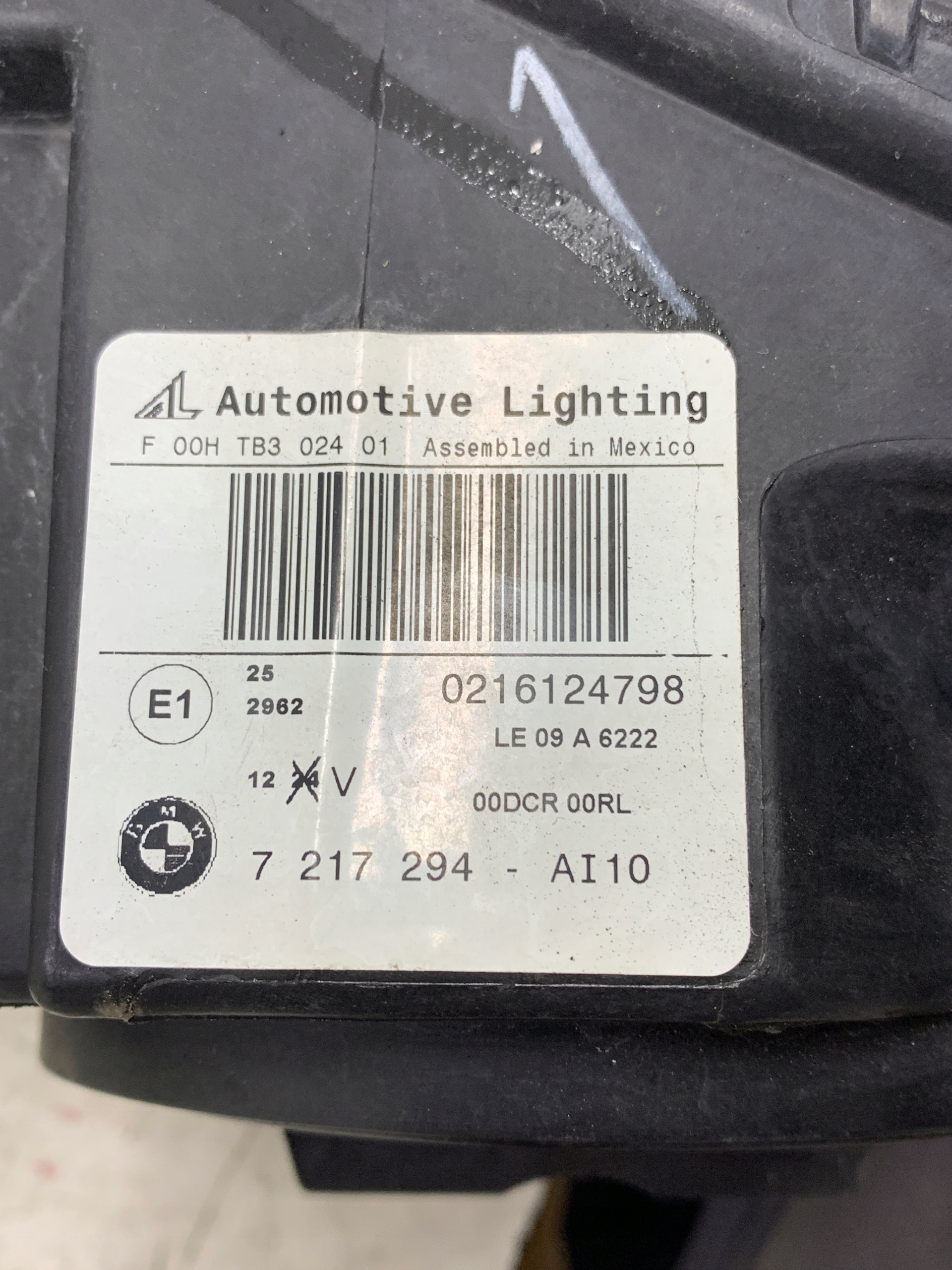 light XENON right front right front 7217294 BMW X3 F25 2.0 D