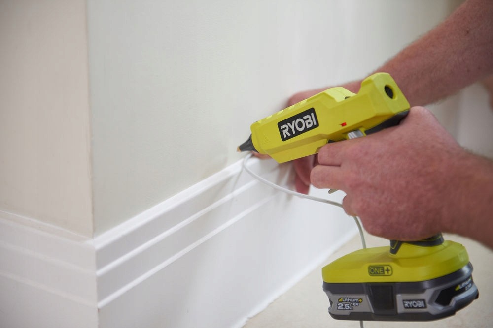 PISTOLET DO KLEJU RYOBI R18GLU-0 Kod producenta 5133002868