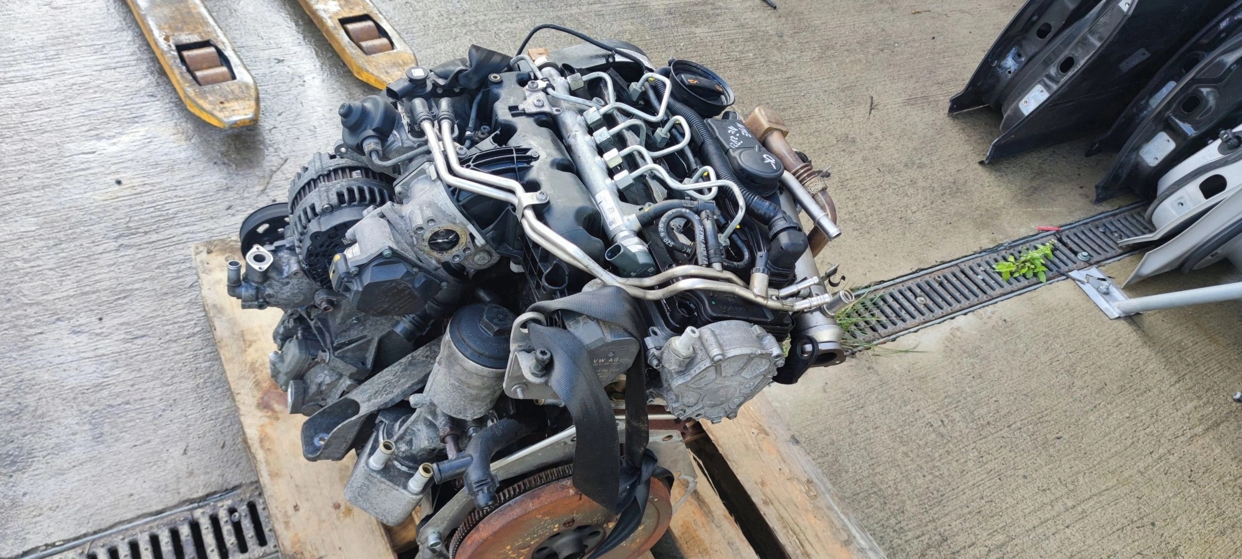engine complete AUDI A4 B8 A5 A6 SEAT EXEO 2.0 TDI 170KM * CAHA 5