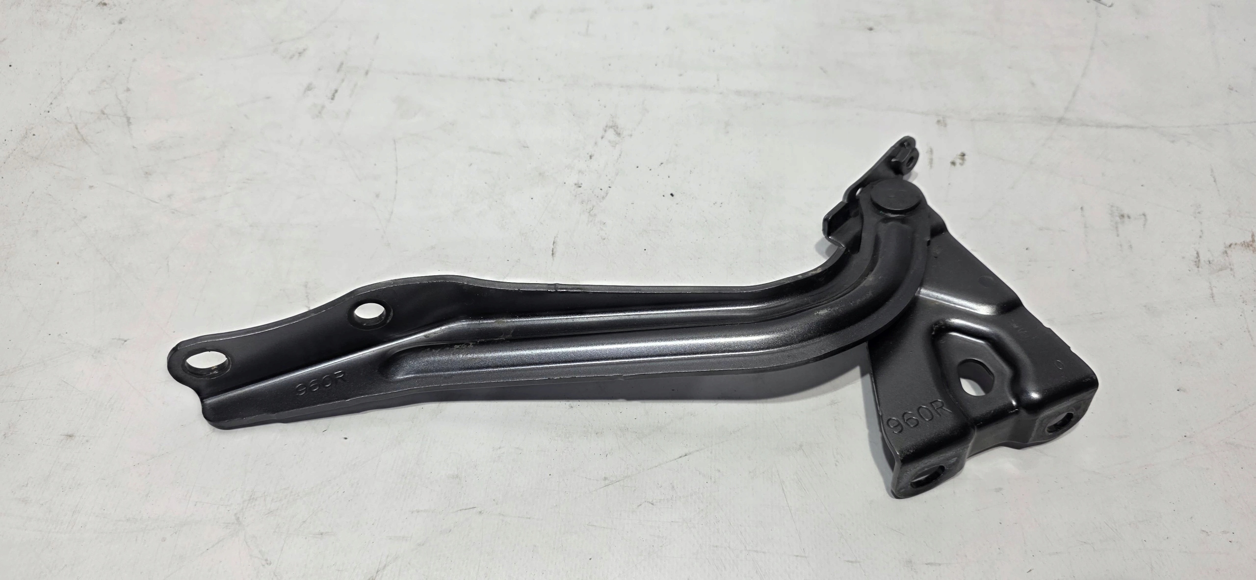 hinge bonnets right LEXUS LBX 23- original
