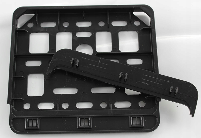 RAMKA TABLICY REJESTRACYJNEJ MOTOROWER SKUTER mała Producent MDC