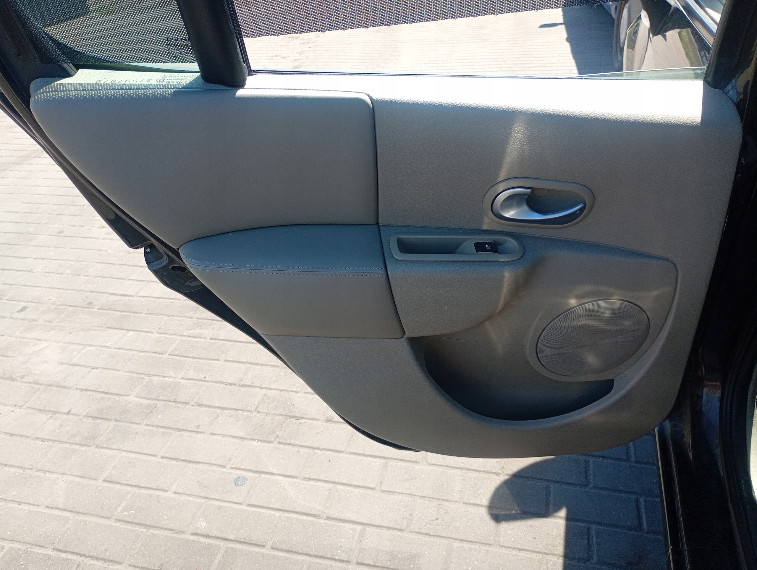 upholstery side left rear part Renault Modus 1 and 04-13