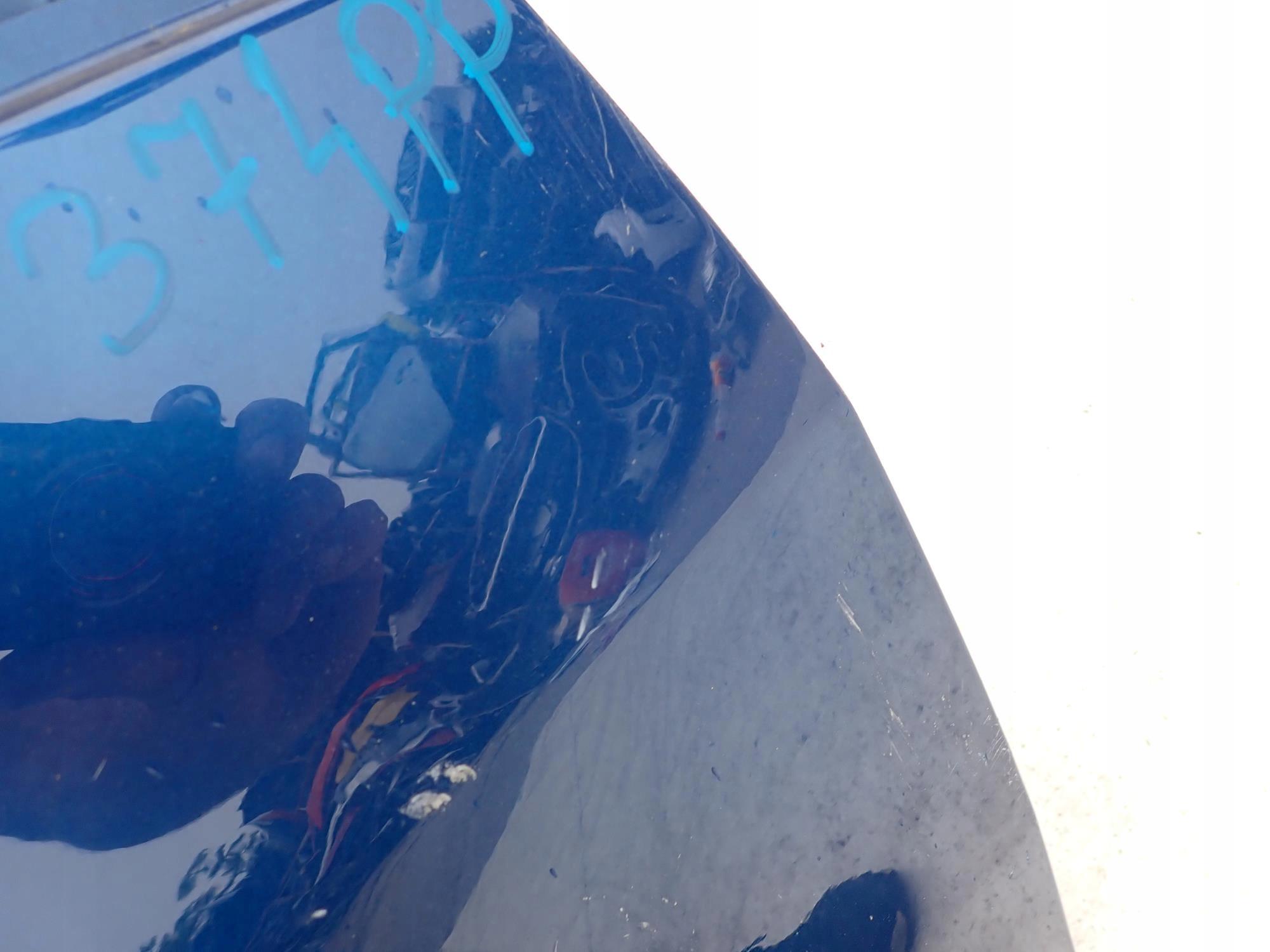 VW TOURAN and 1 LIFT 06-15 door front front right
