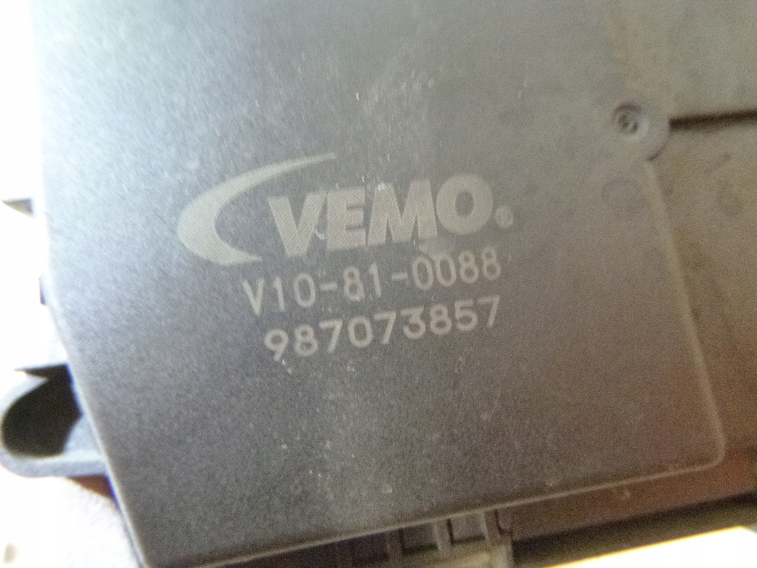throttle flap VW Golf V 1.6FSI V10-81-0088 Vemo module sensor 2003-2009