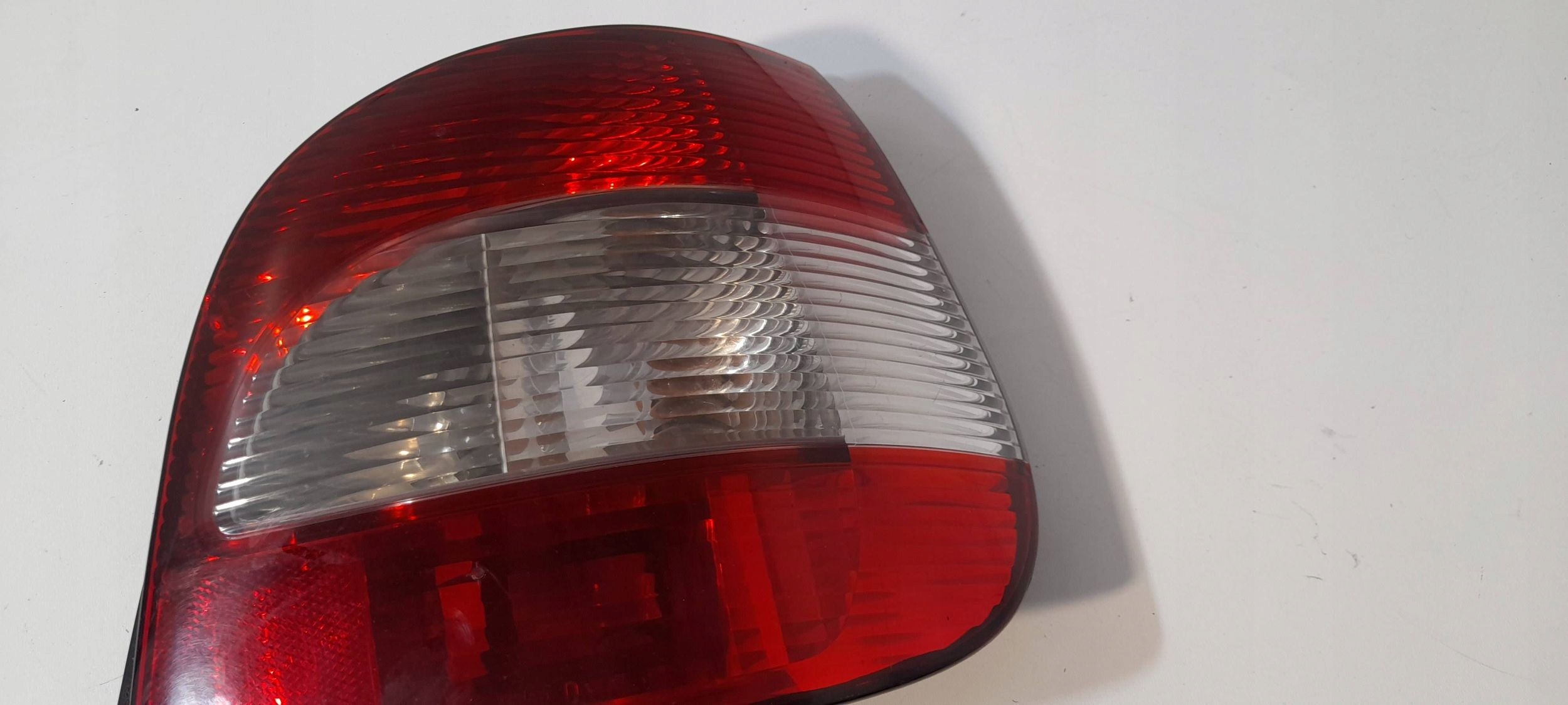 Renault Scenic and light rear right 23410202 (R446)