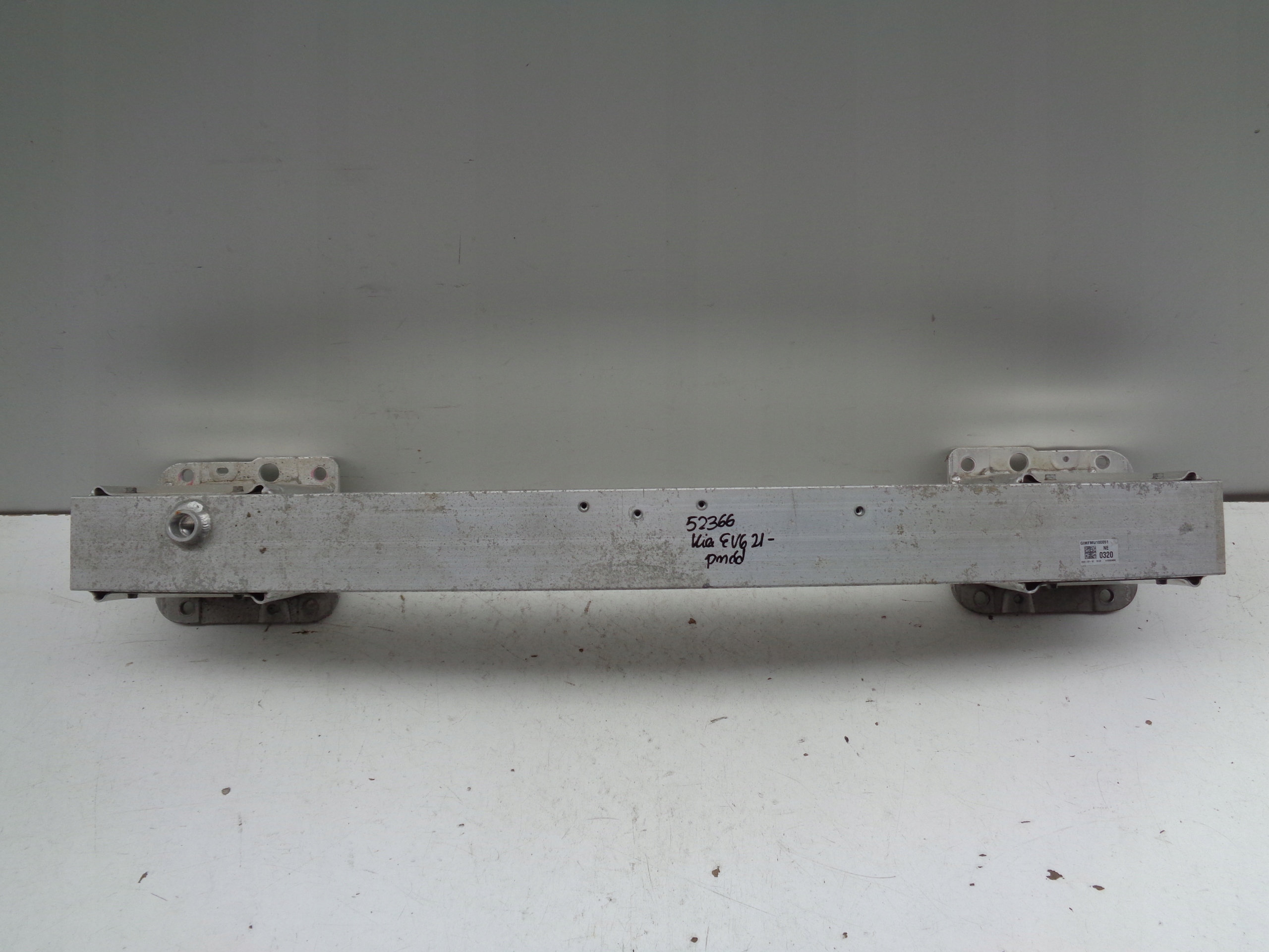 pillar bumper support front KIA EV6 21- NR 52366