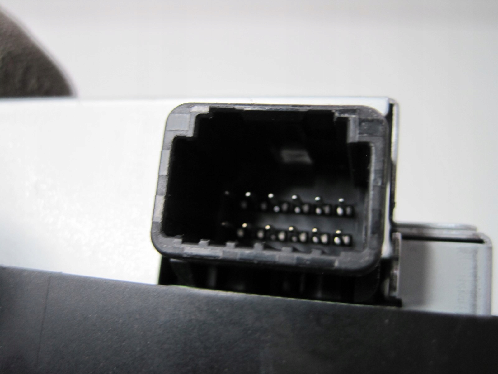 Moduł ładowarka indukcyjna Toyota Yaris 861C0-K0010 Producent Toyota OE