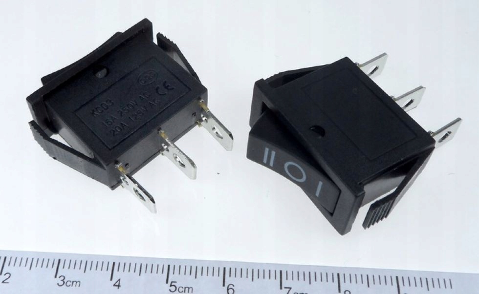 [STcs] SW3* Przełącznik Kołyskowy 3-POZYCYJNY