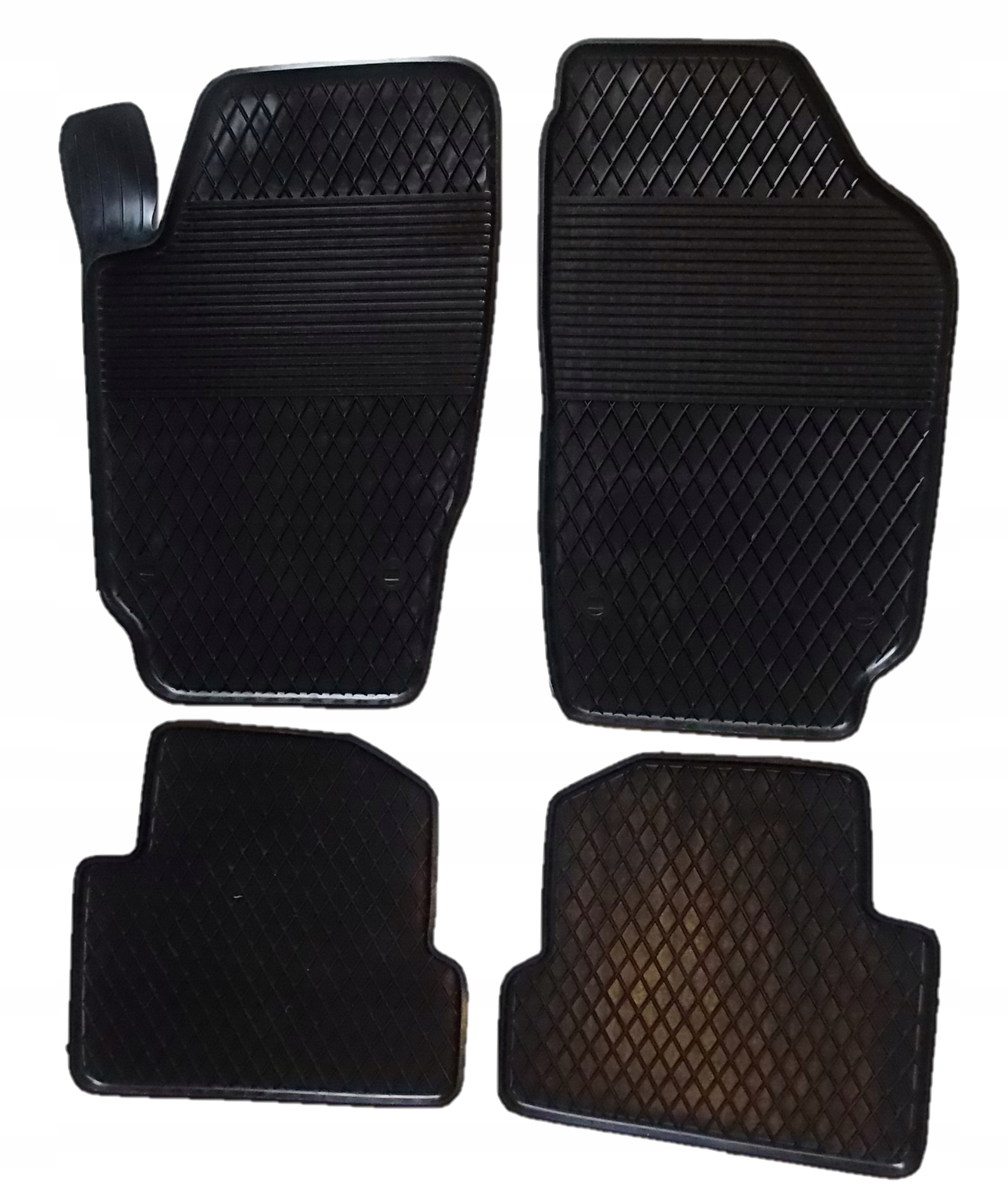 

Dywaniki Gumowe Skoda Fabia 2 II 2008-2014