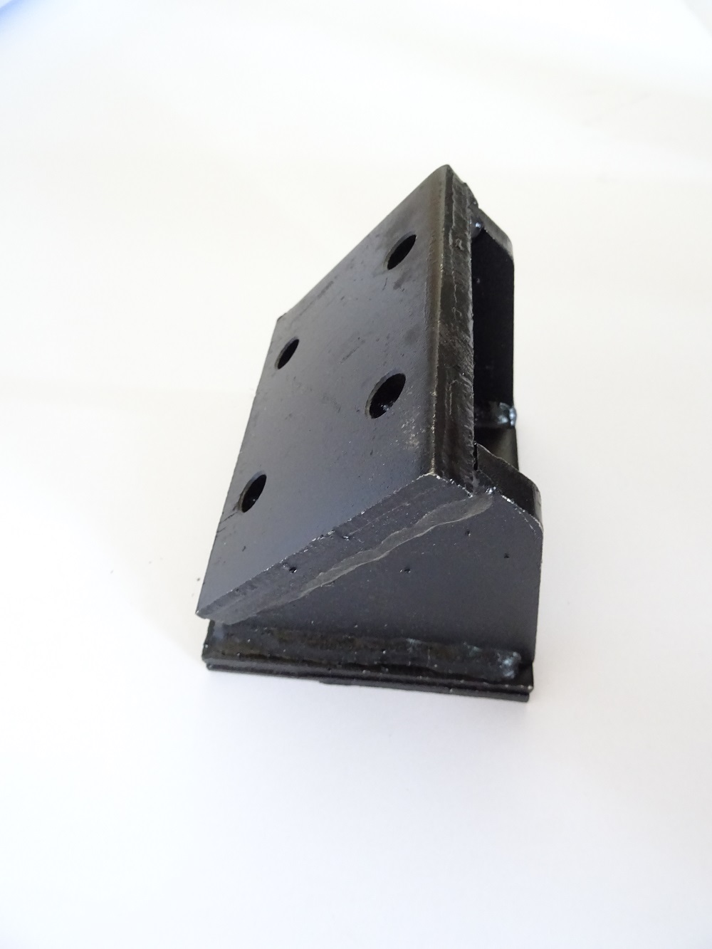 12werwer345 - Лапа двигуна Yanmar ліва CPCD 30-35N-RW 33 HC