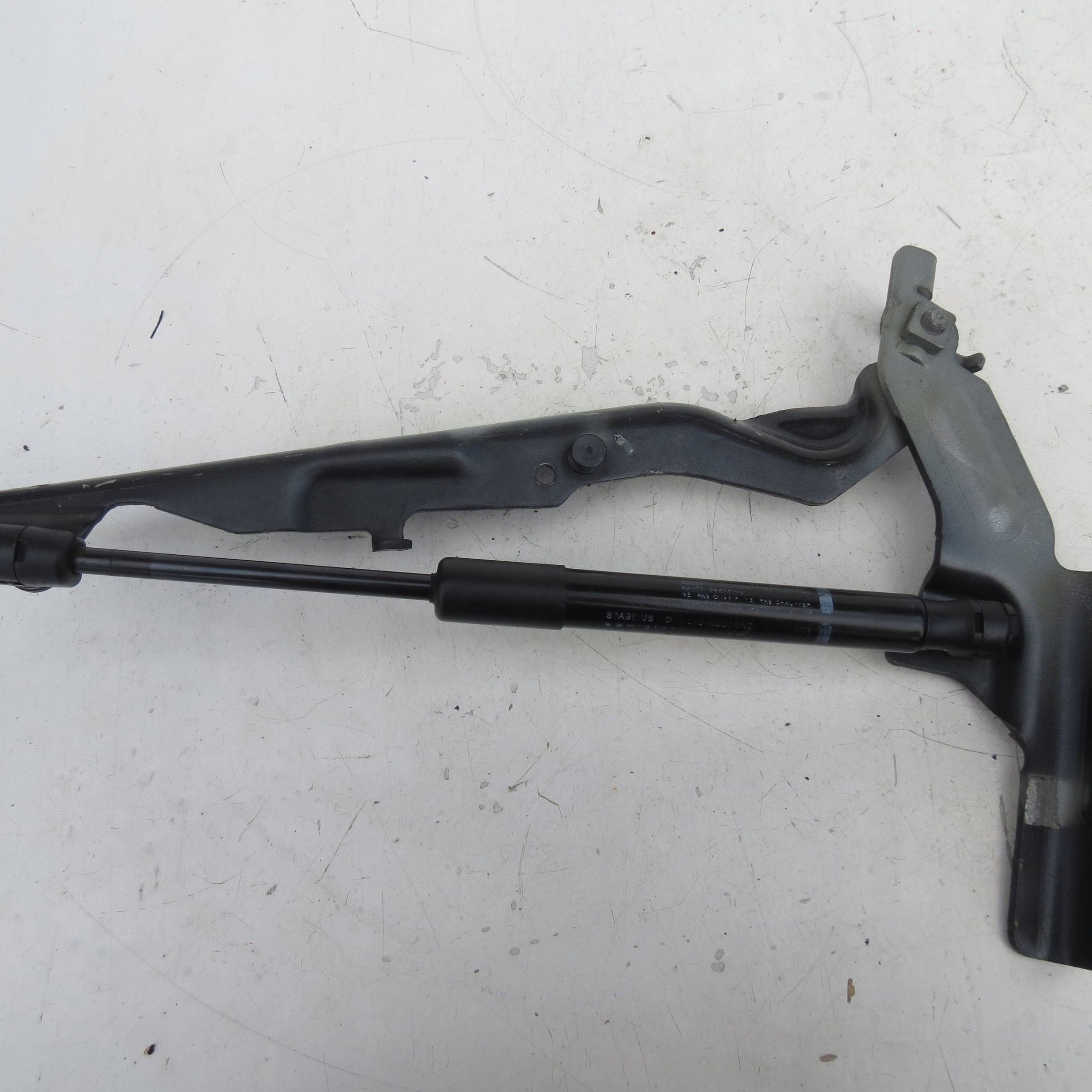 damper hinge bonnets right front VOLVO S60 II V60 and 2.4 D5 215KM 31278769