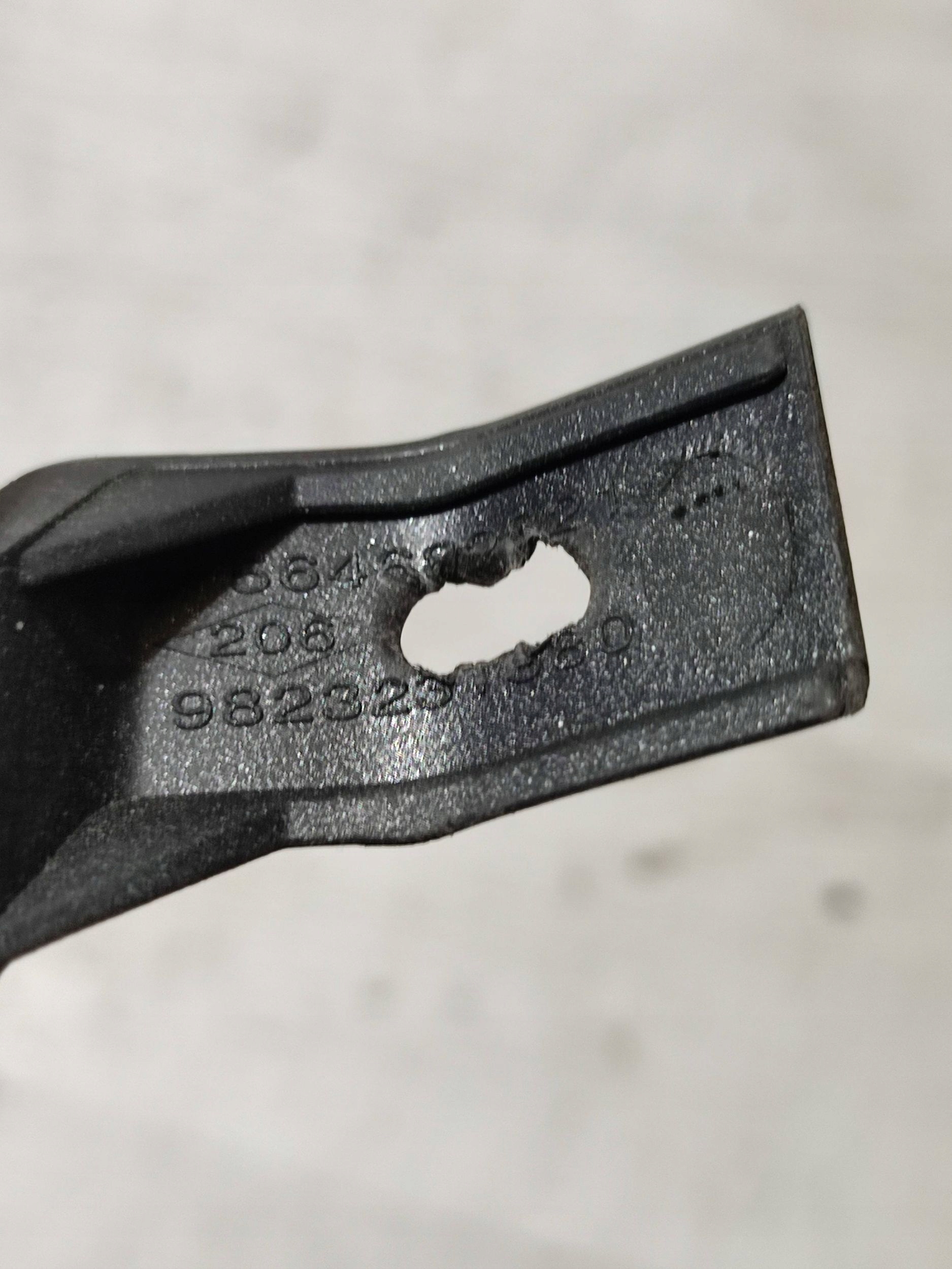 Opel Corsa F 2022 holder kamery reversing