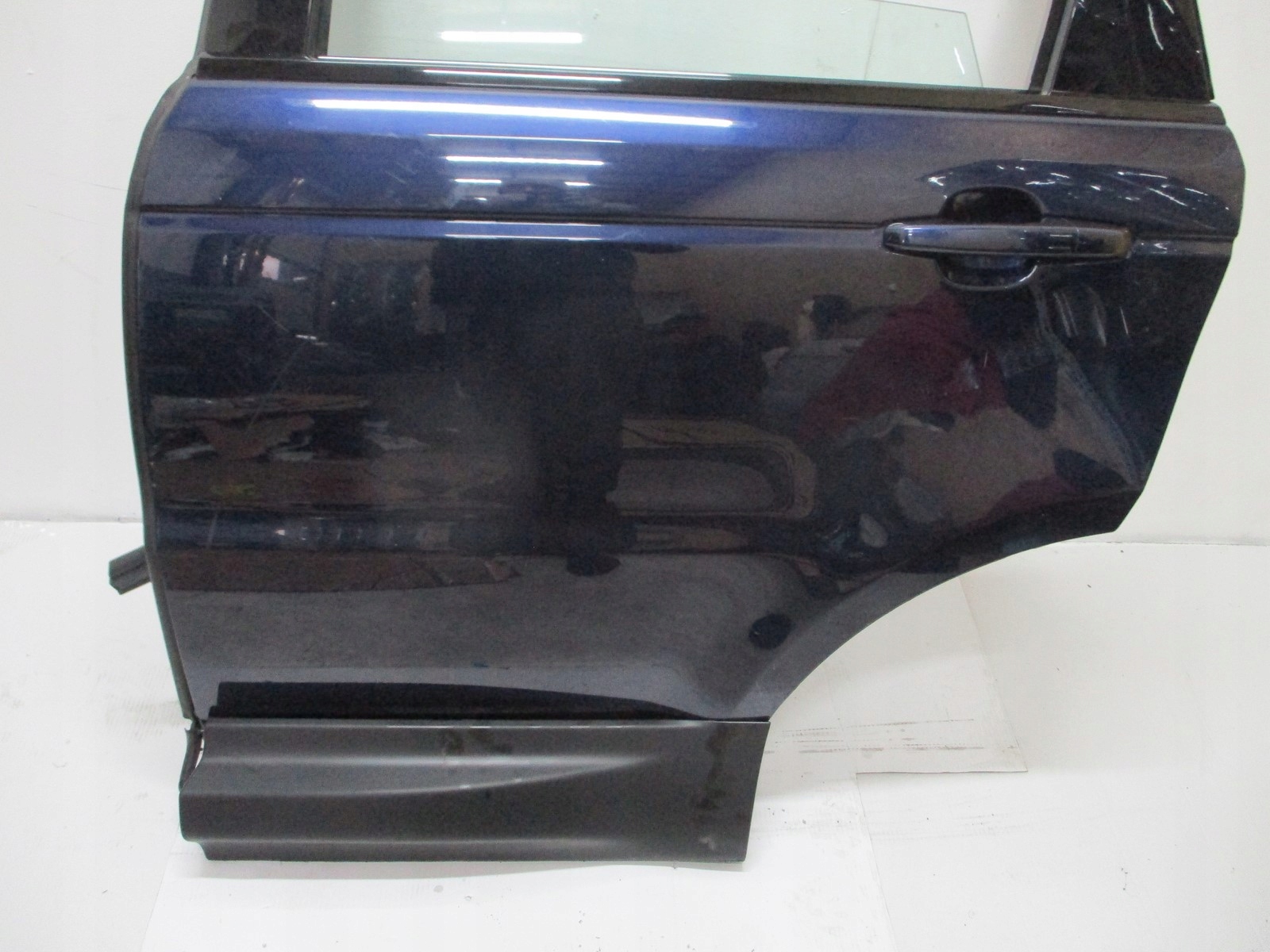 door RANGE ROVER SPORT left rear.