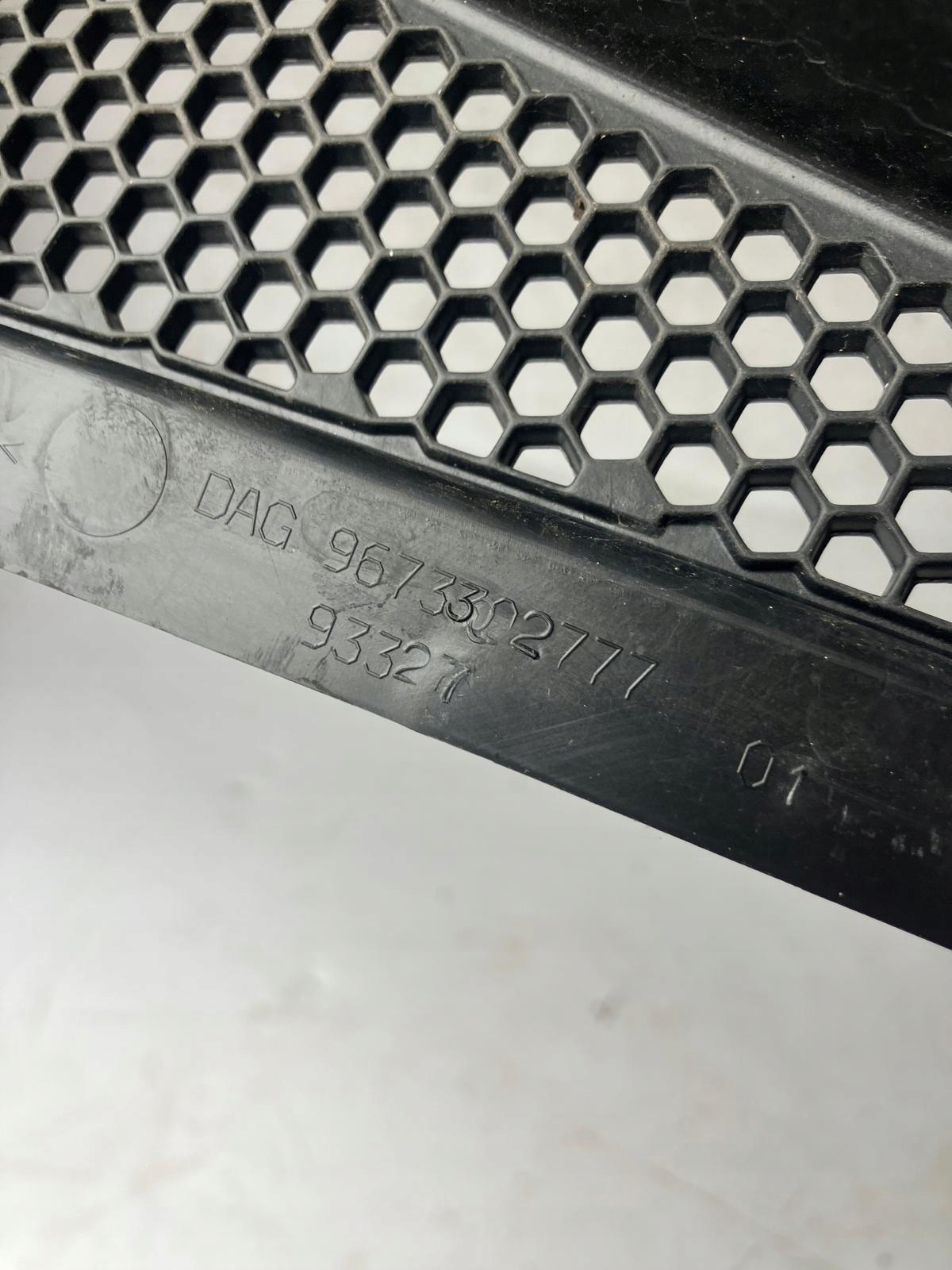 torpedo upper left PEUGEOT 208 and 9673302777