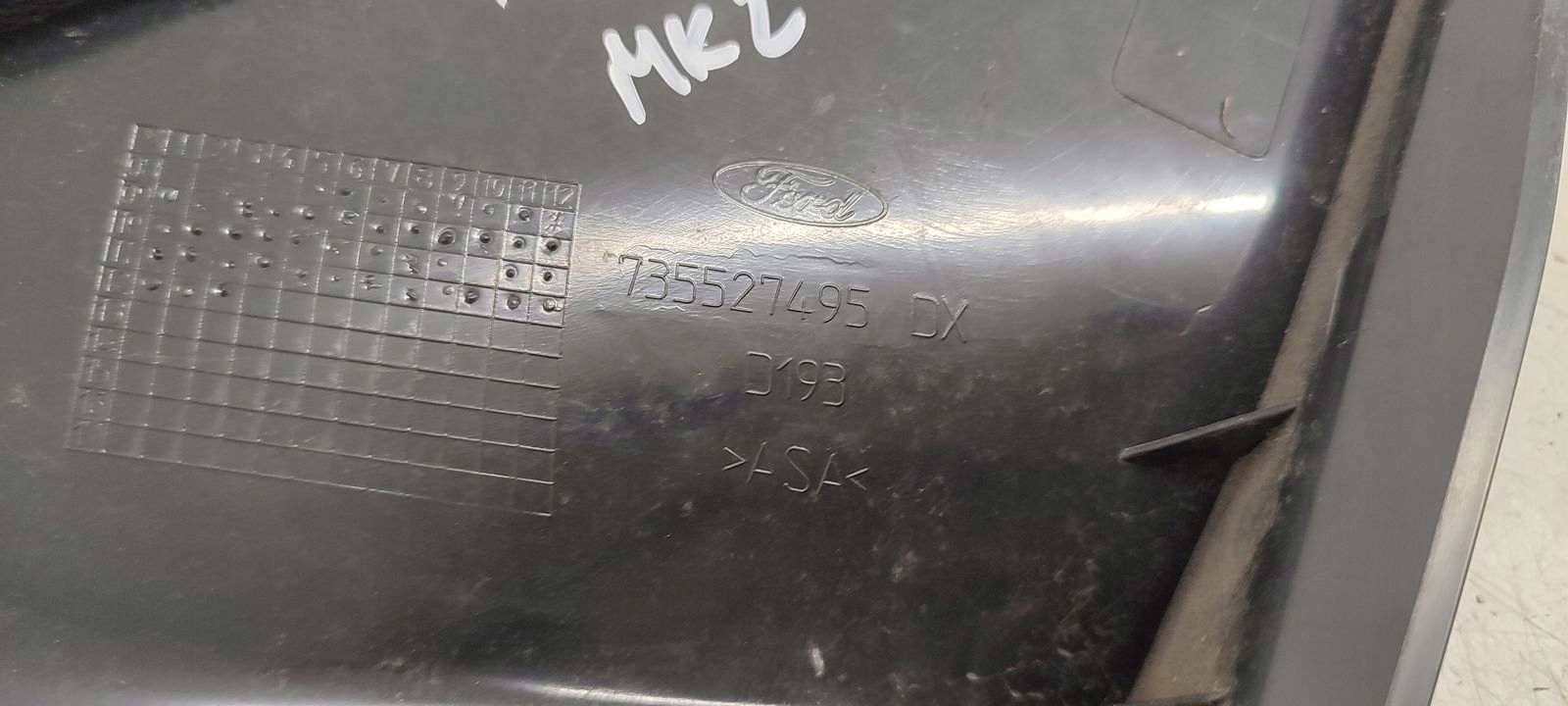 Trojkat Aile Droite Couverture Ford KA II MK2 1,2