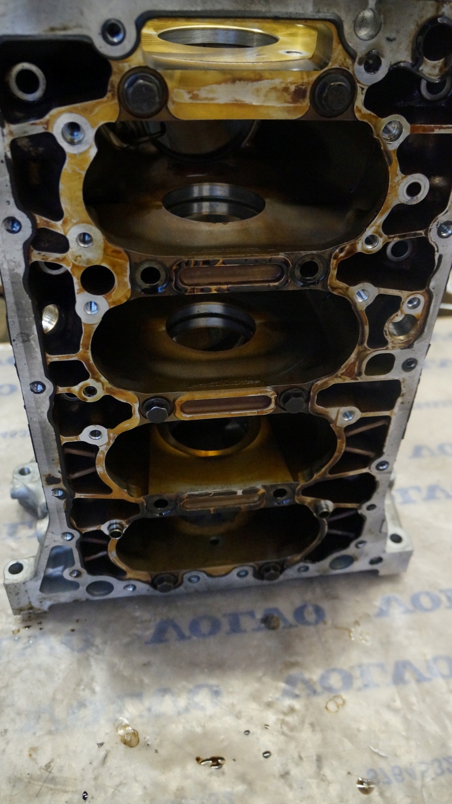 блок Двигателя volvo S60 XC60 V60 B4204T11 2.0T