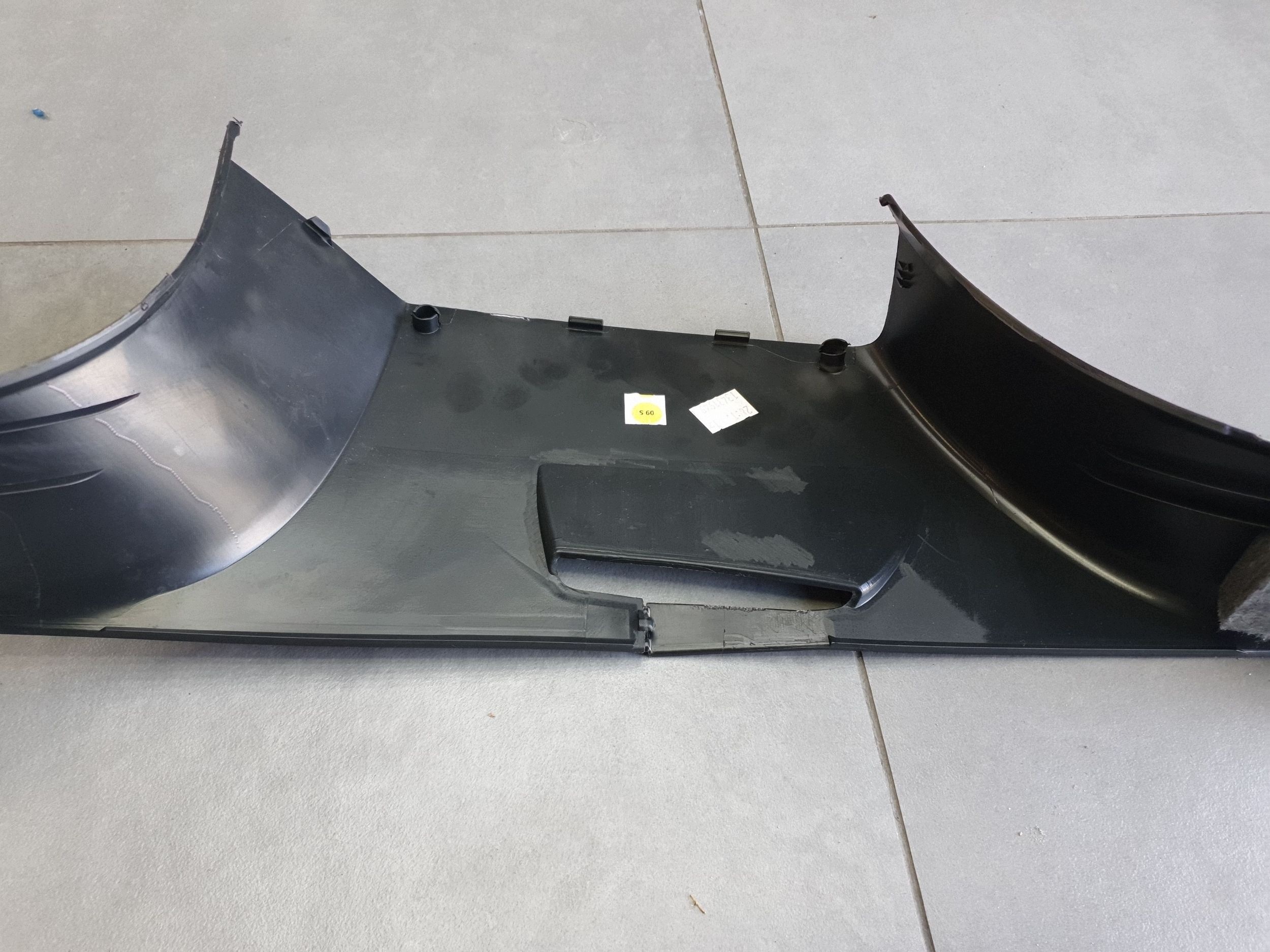 Audi Q7 4M kryt PRAHU pravá 4M0853370A
