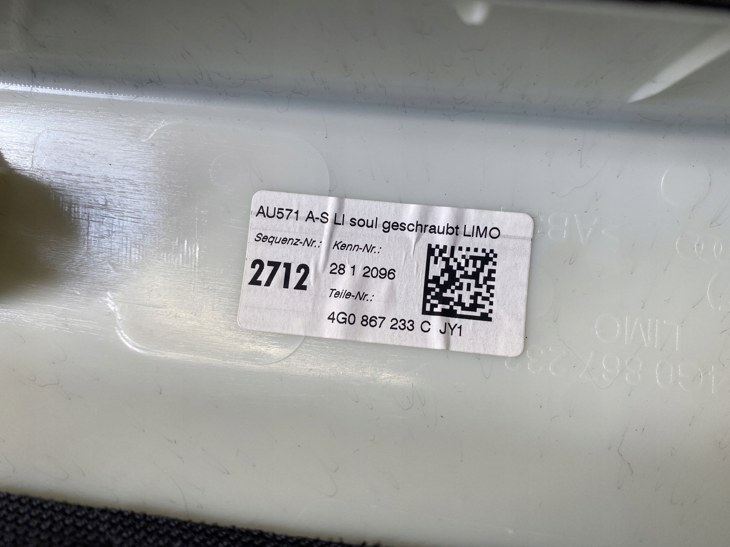 AUDI A6 4G C7 cover SLUPKA A left 4G0867233C