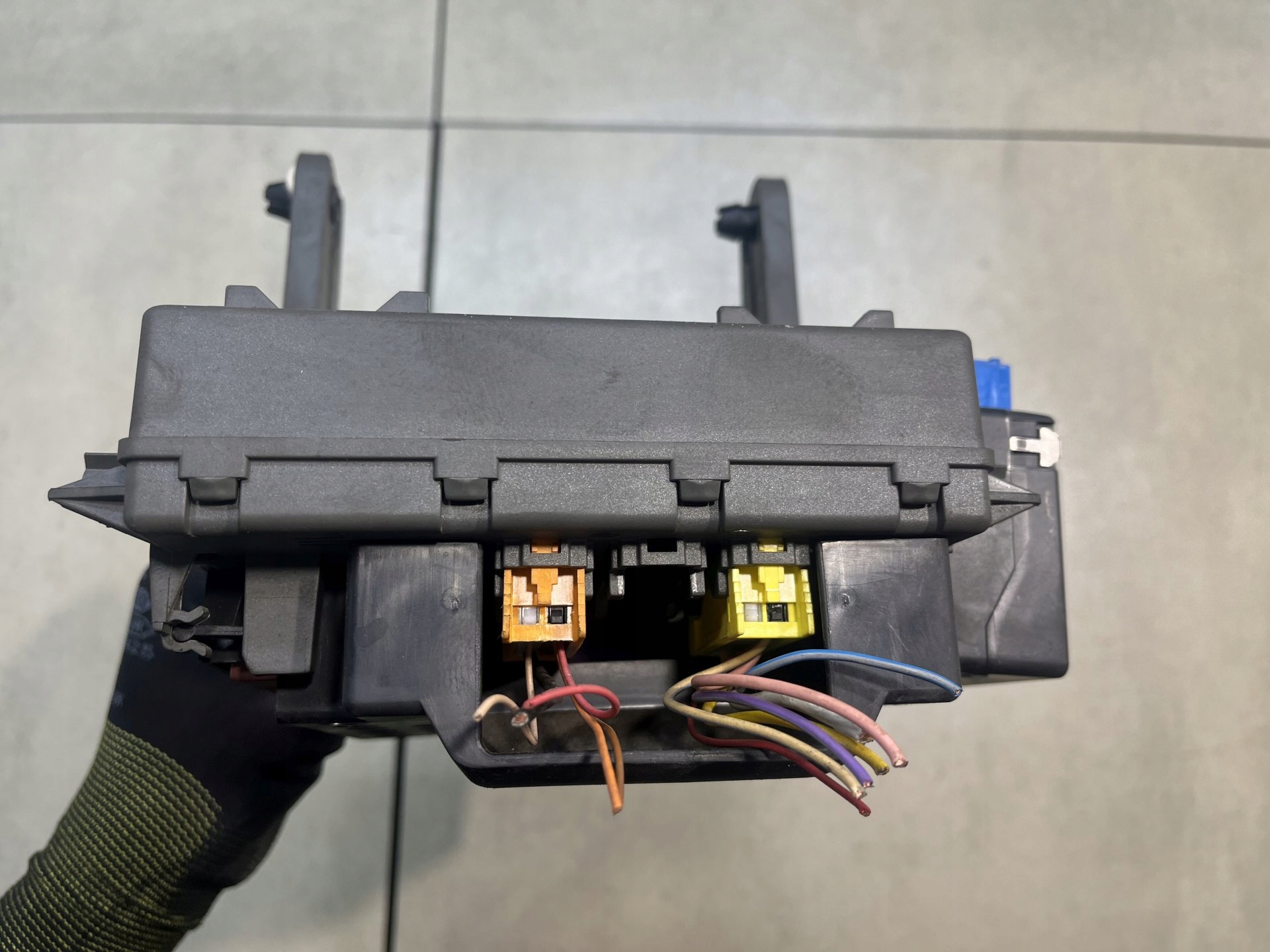 Module fusibles VOLVO V40 1.8B 7700427844