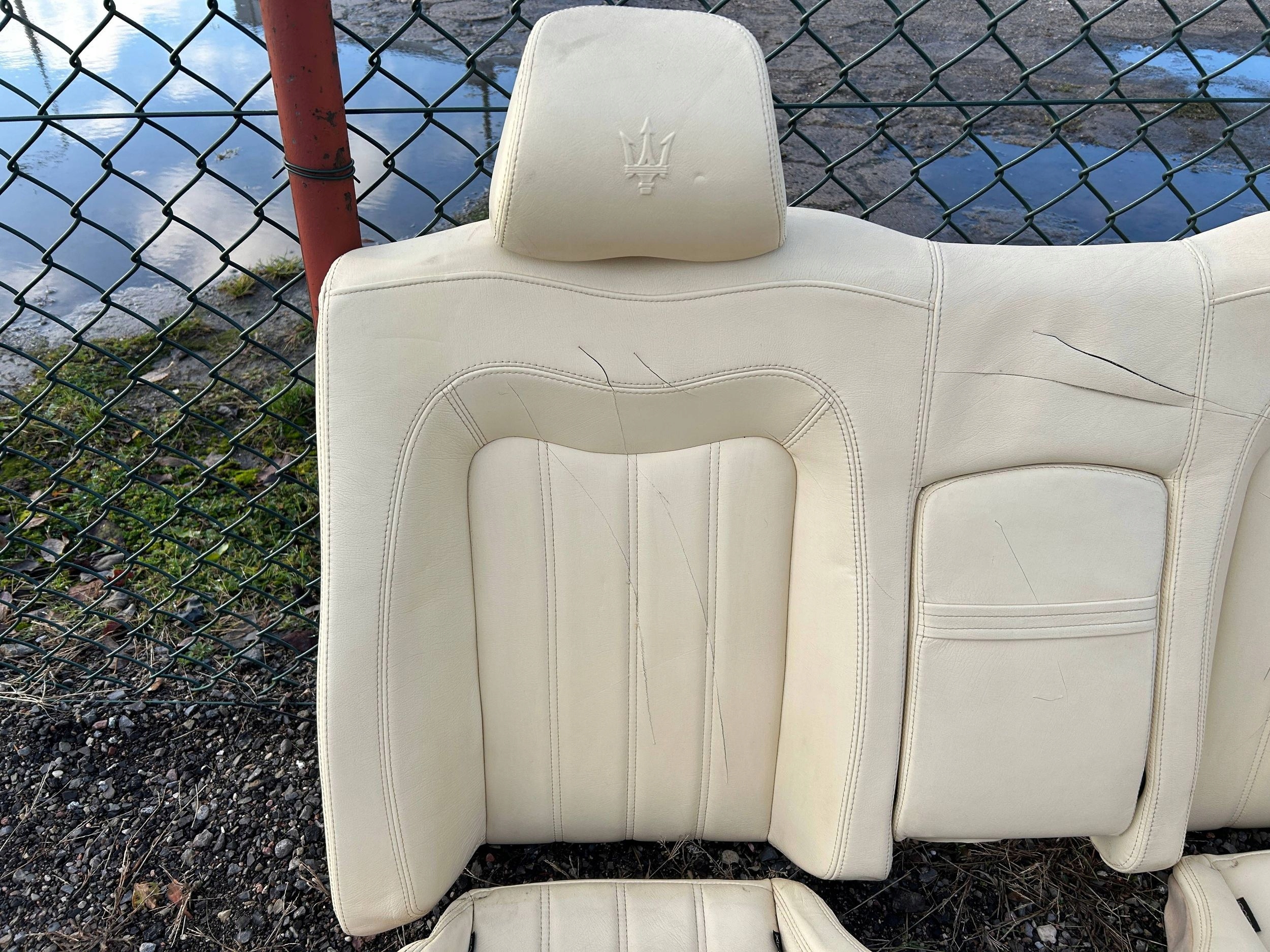 Sitz hinten Sitze heck Armlehne Maserati GranTurismo 2008