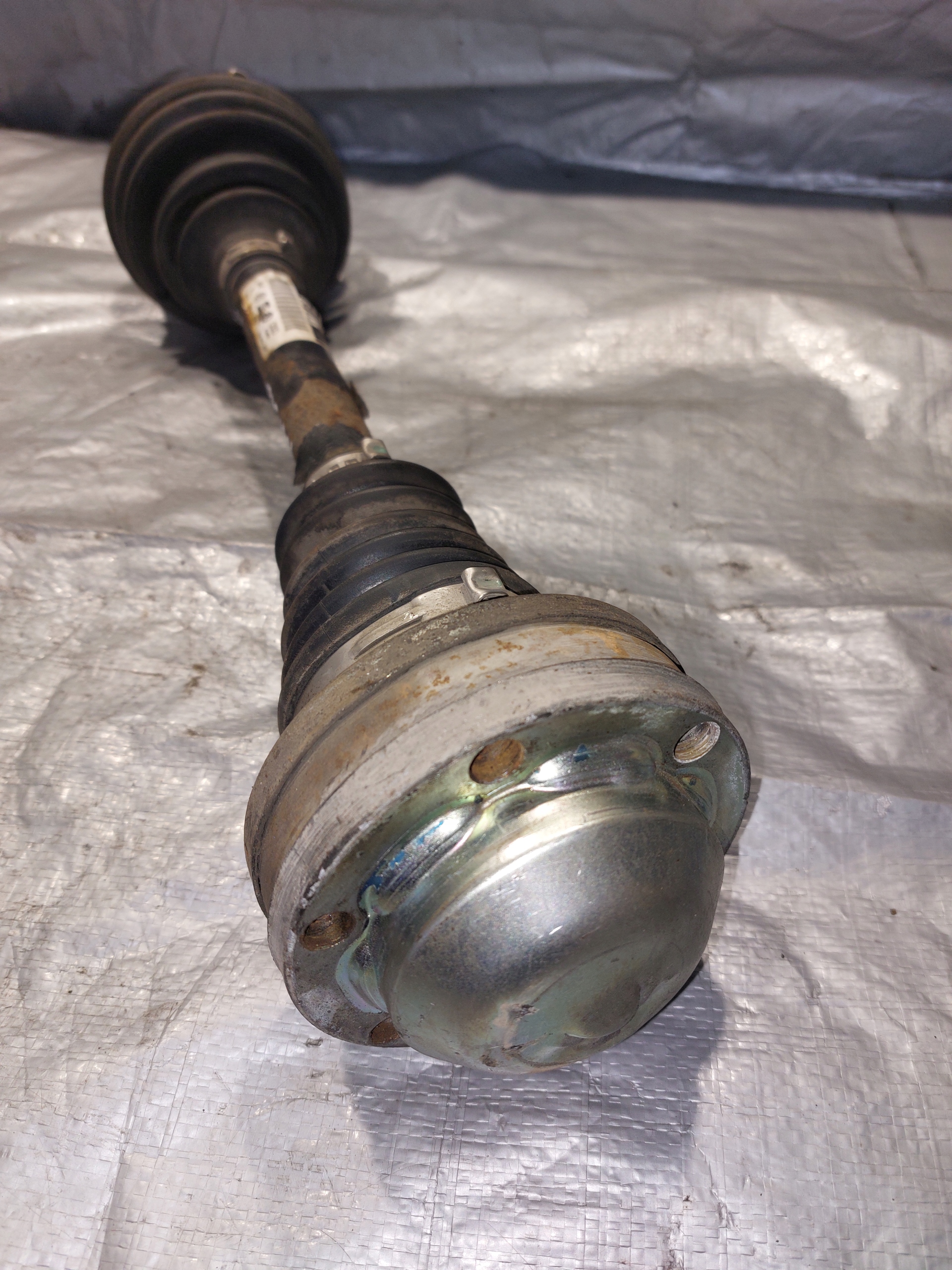 semi-axis left front VW TIGUAN and 1.4TSI