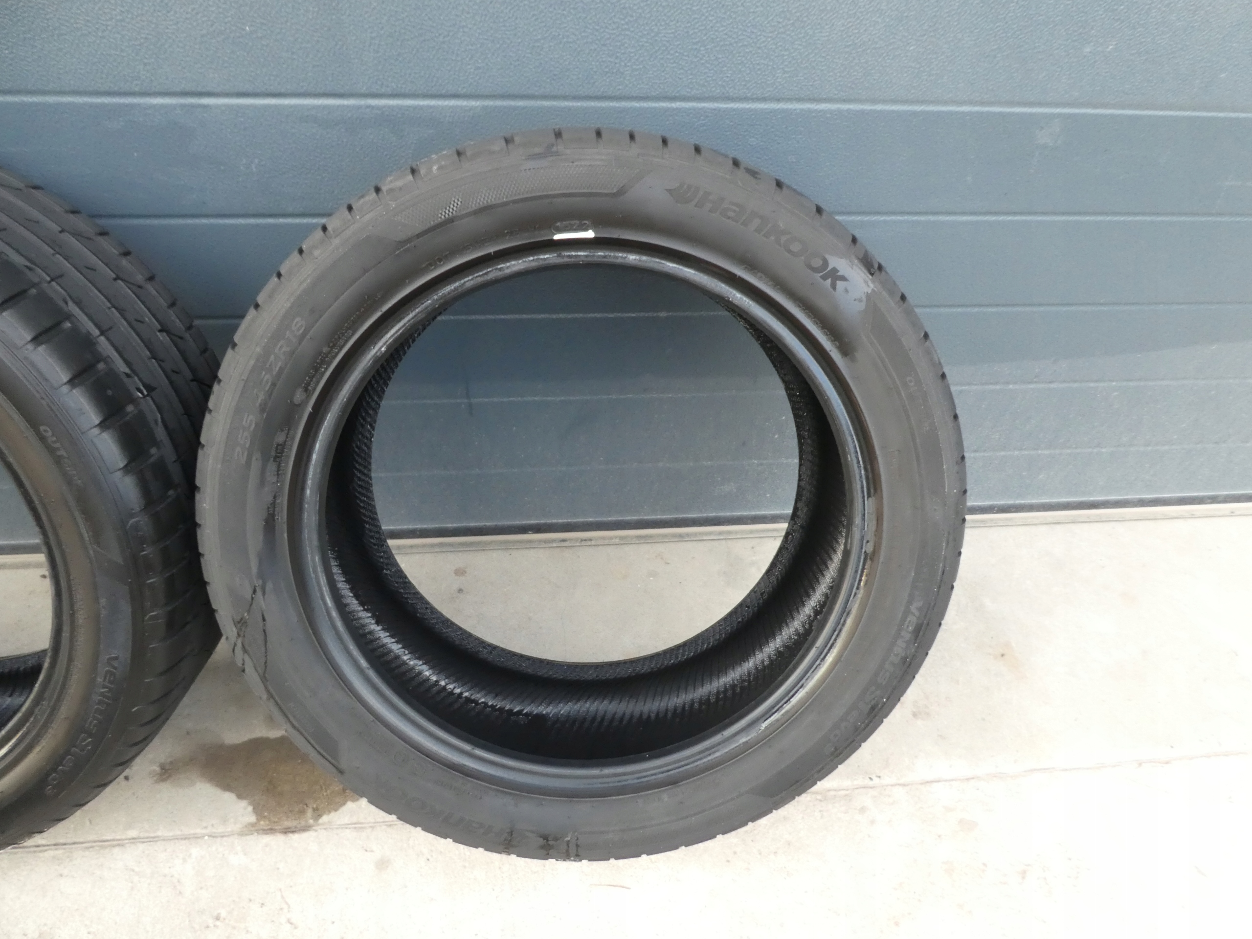 2X pneumatici, gomme Hankook 255/45/18 2022R