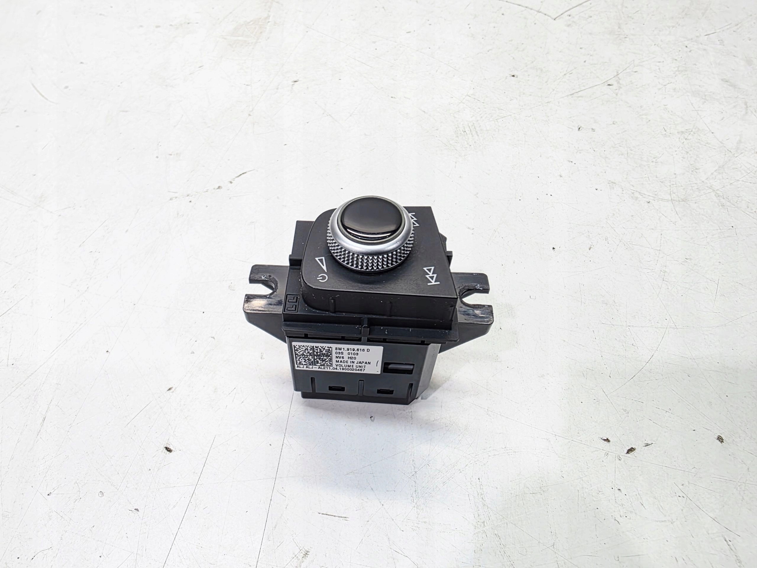 module OBSLUGI DLA control GLOSNOSCI AUDI A4 B9 A5 8W 8W1919616D