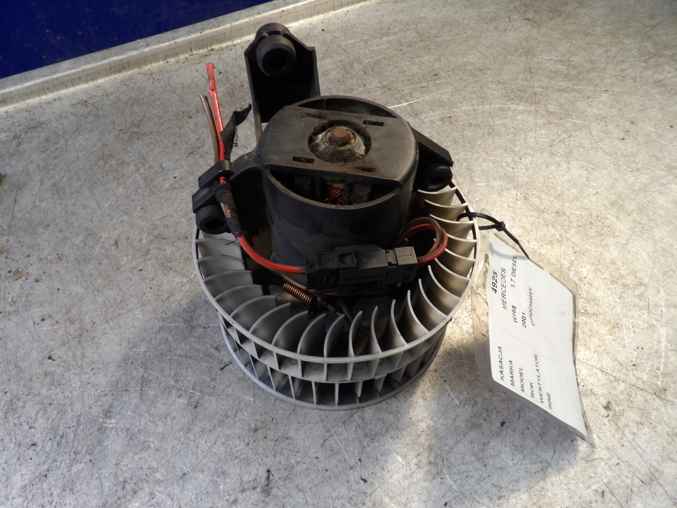 Mercedes W168 Lüfter heizung 5399045200