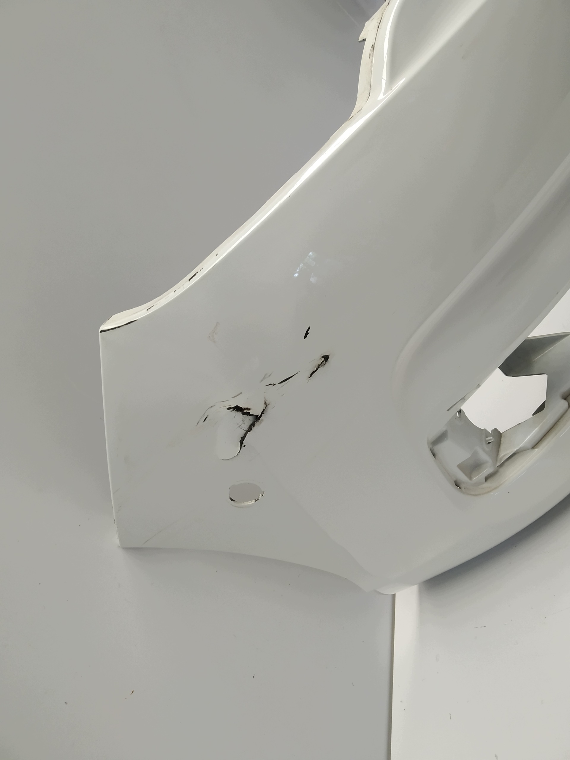 2010r + Citroen C4 II bumper front original below PDC 9676285080A