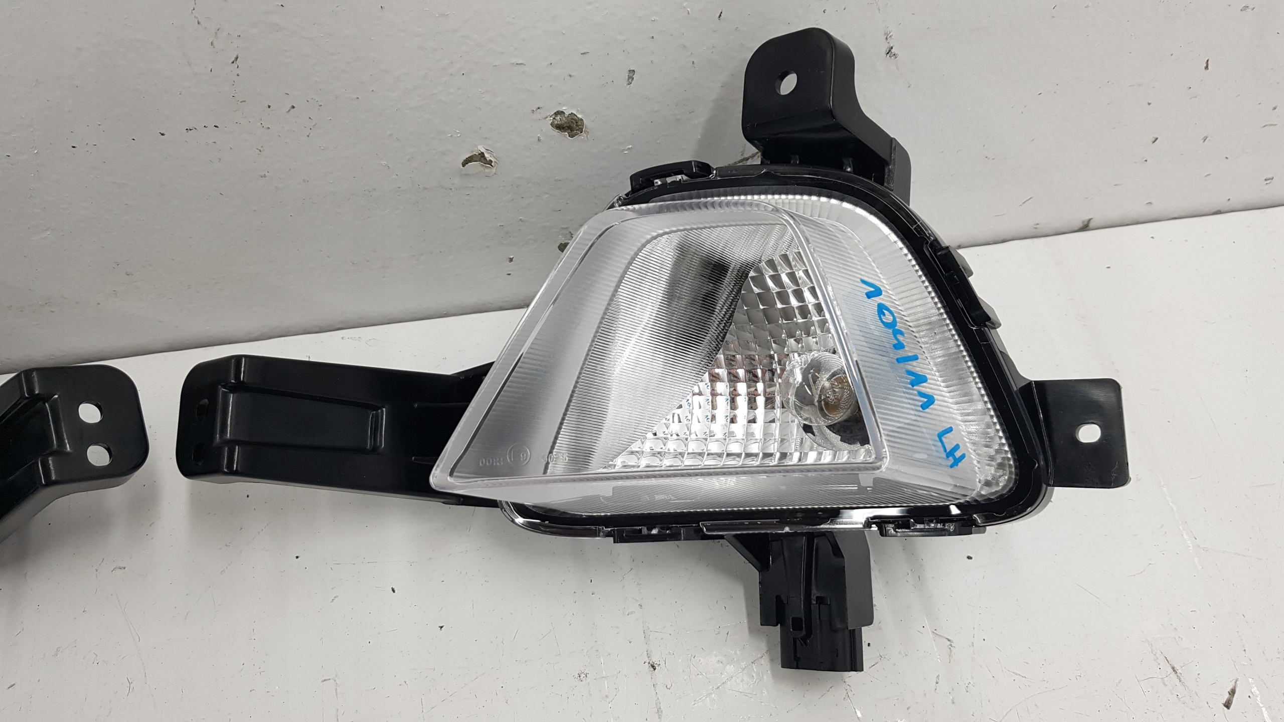 Hyundai I30 III 17- Halogen Nowy Oryginał Numer katalogowy części 92207-g40