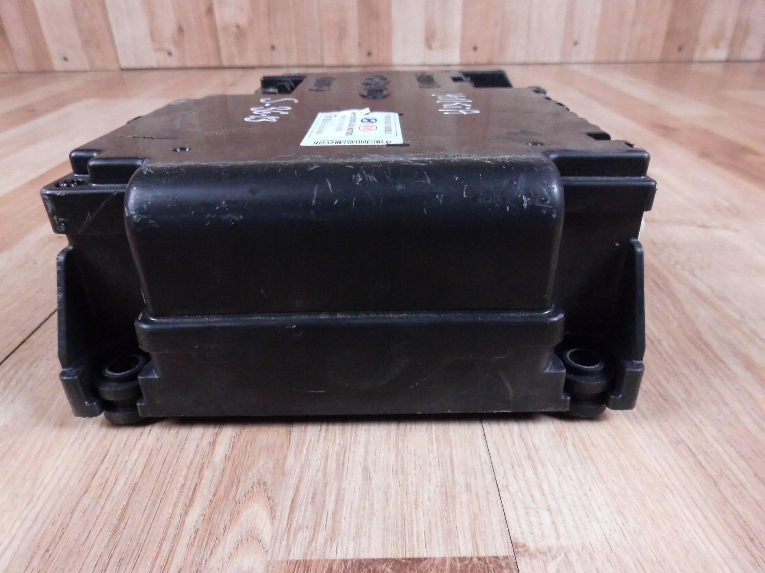 KIA Soul EV 2015-2019 compartment relay control unit baterii 37514E4050