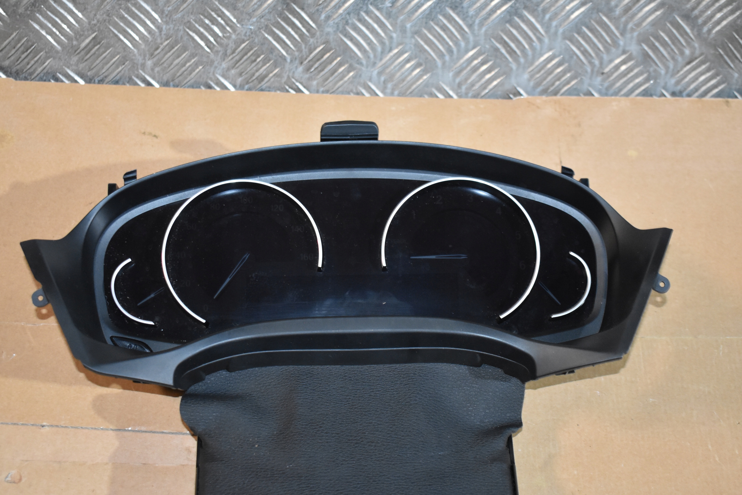 IDEALNY dials dials BMW G01 G02 1